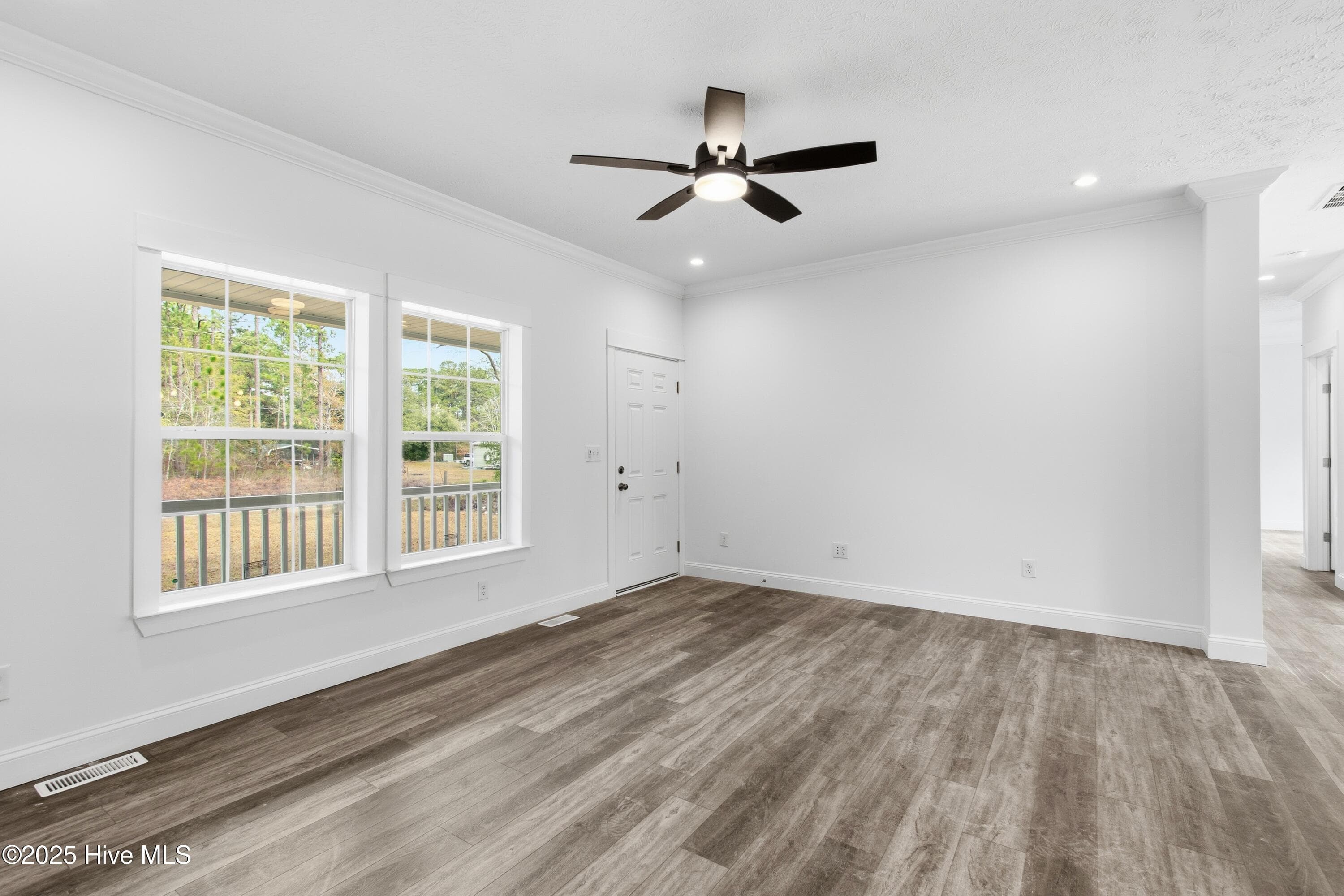 Single Family Residence at 9163 Southern Boulevard SE, Winnabow, NC 28479, photo 8 of 28