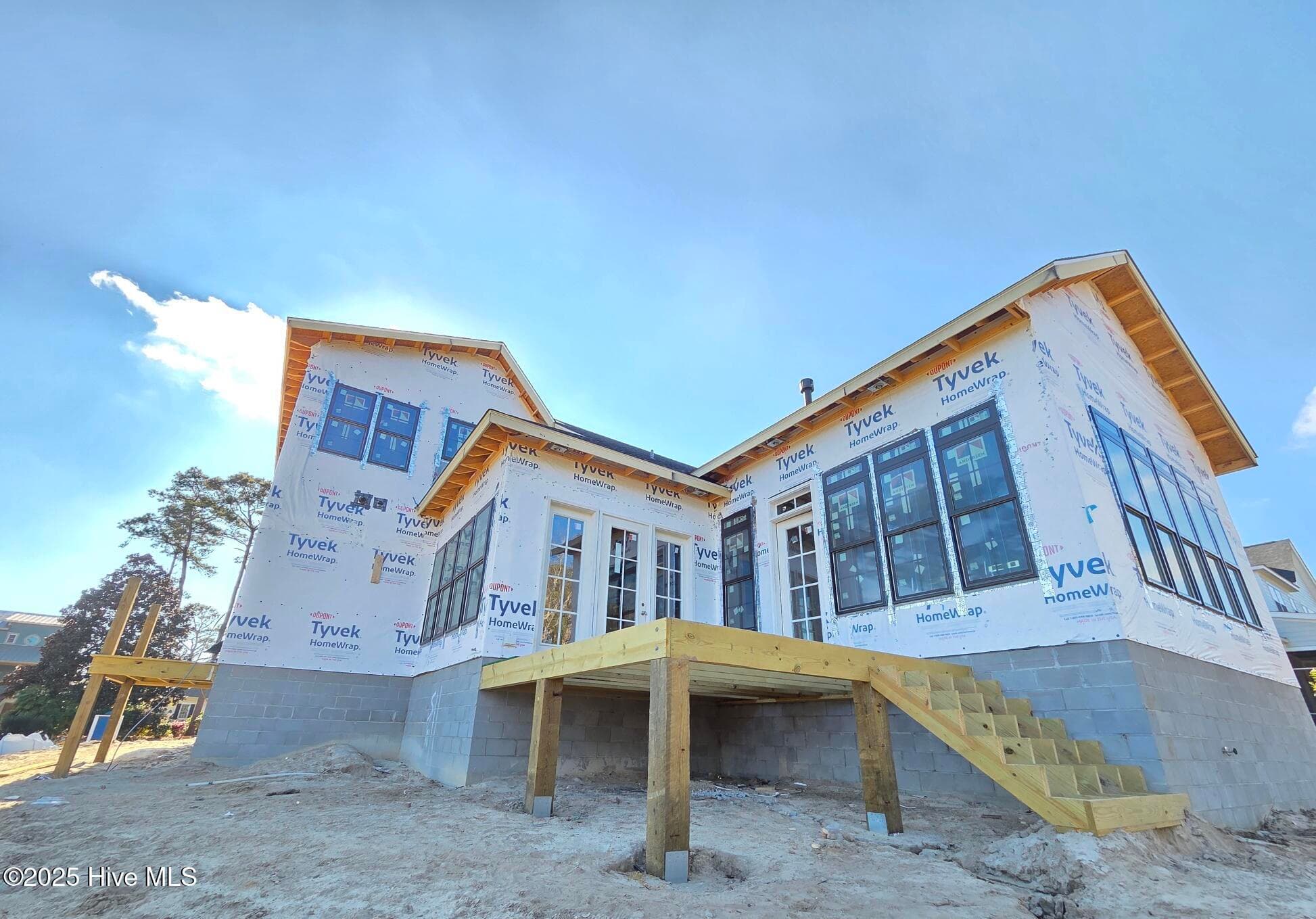 Single Family Residence at 2611 Mariners Way SE, Southport, NC 28461, photo 4 of 15