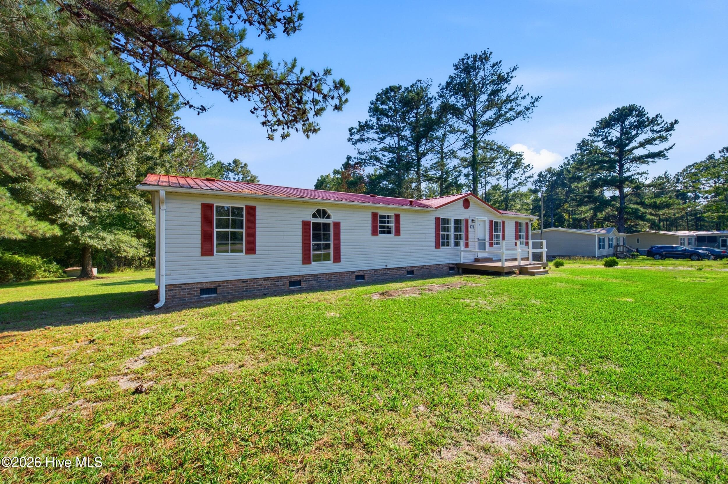Manufactured Home at 171 Big Four Road, Currie, NC 28435, photo 2 of 53