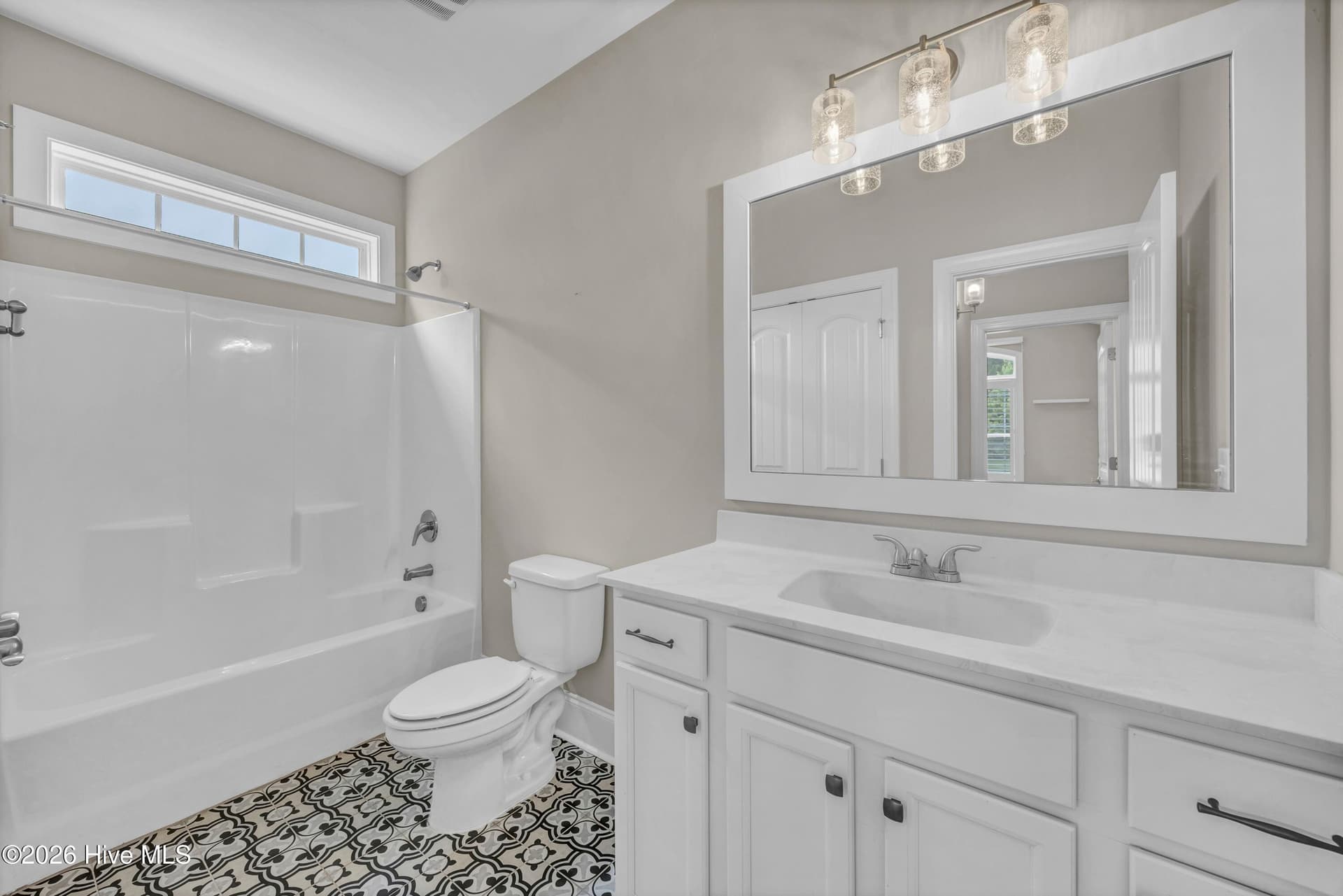 Single Family Residence at 912 Hazel Bill Court, Wilmington, NC 28409, photo 21 of 30