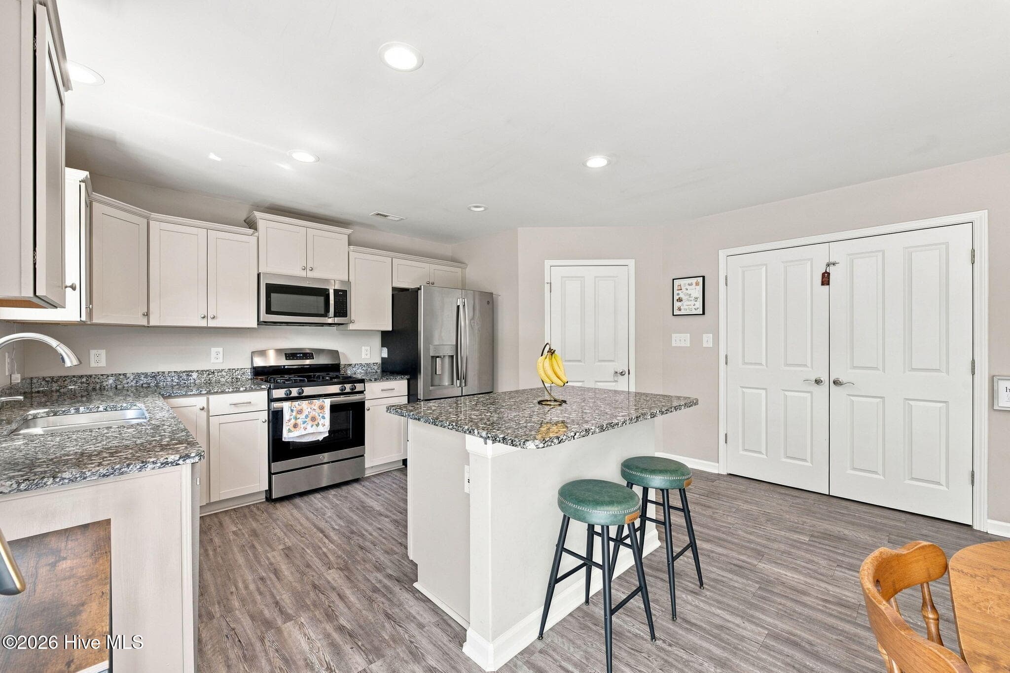 Single Family Residence at 345 Station House Road, New Bern, NC 28562, photo 14 of 50
