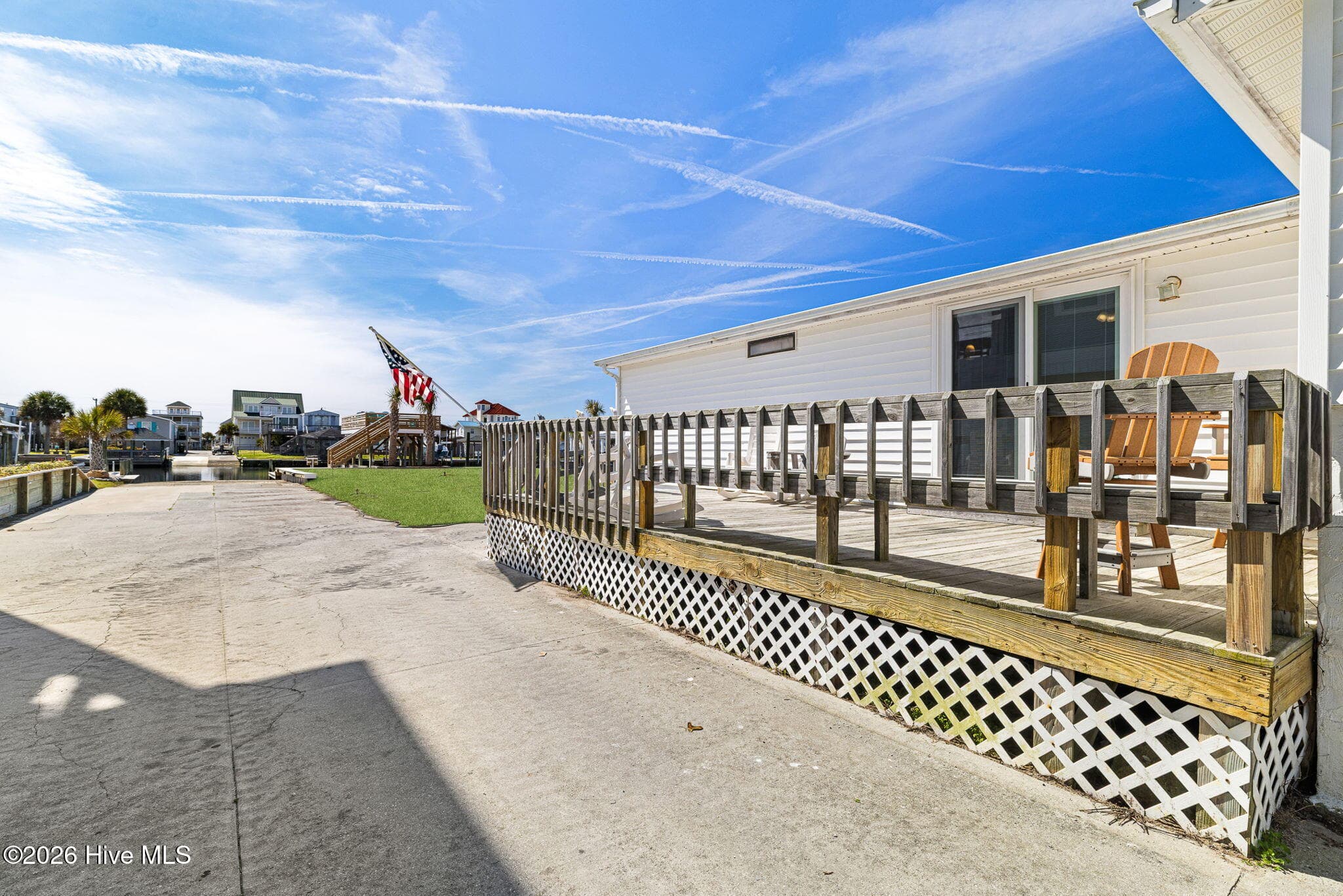 Manufactured Home at 9105 W 9th Street, Surf City, NC 28445, photo 15 of 73