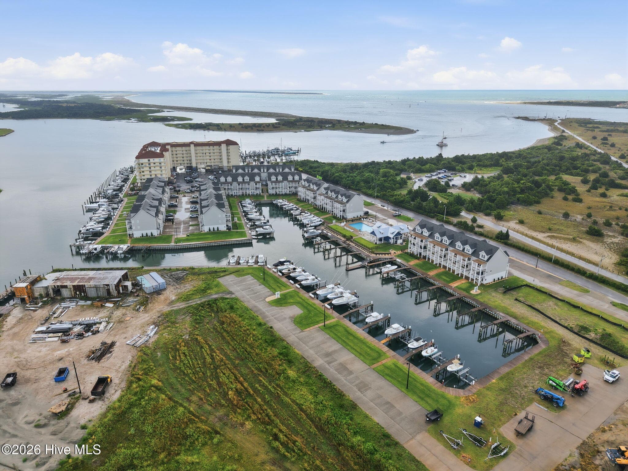 Townhouse at 200 Olde Towne Yacht Club Drive 50, Beaufort, NC 28516, photo 2 of 53
