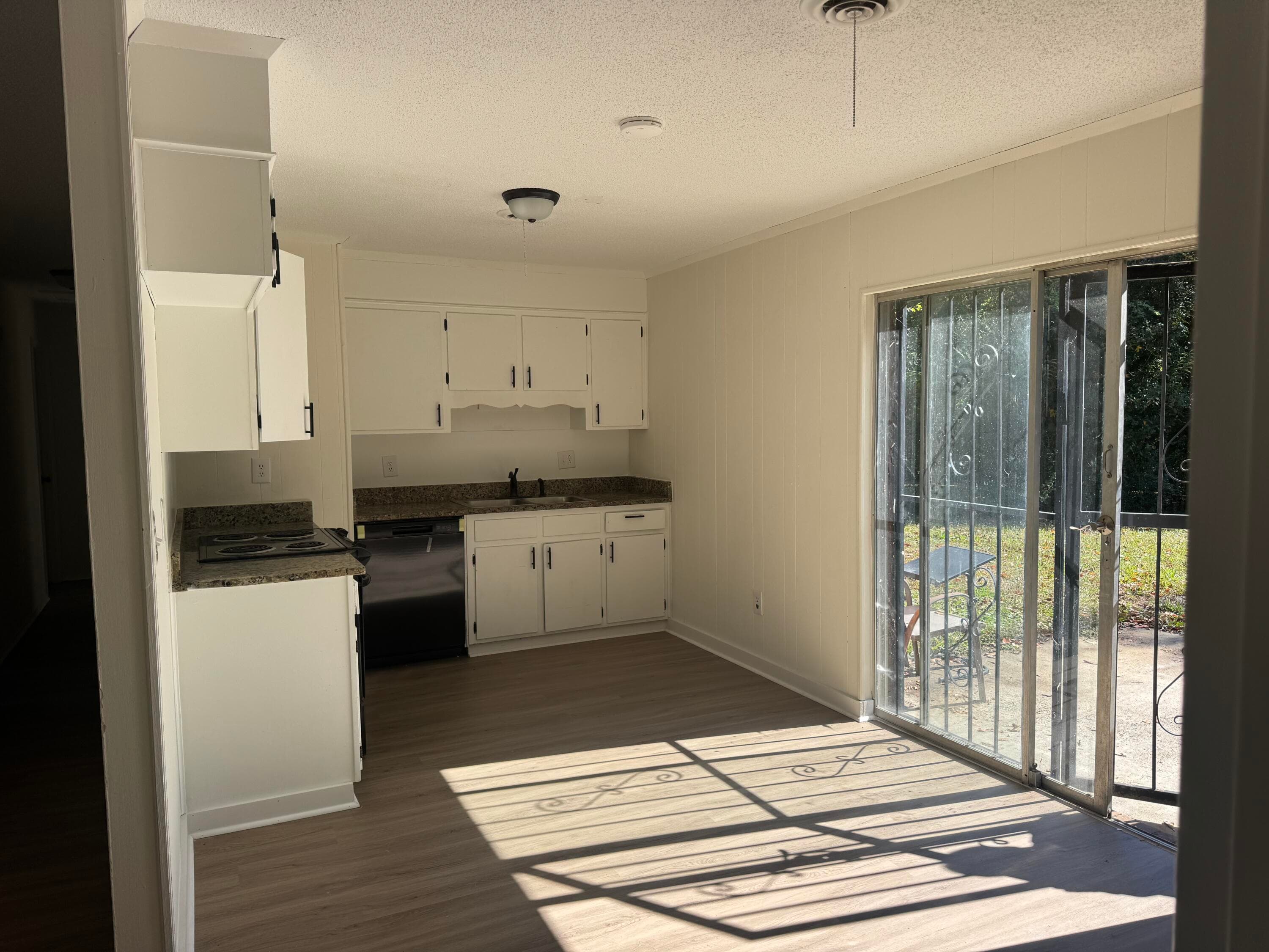 Single Family Residence at 3714 Oslo Road, Augusta, GA 30906, photo 6 of 19