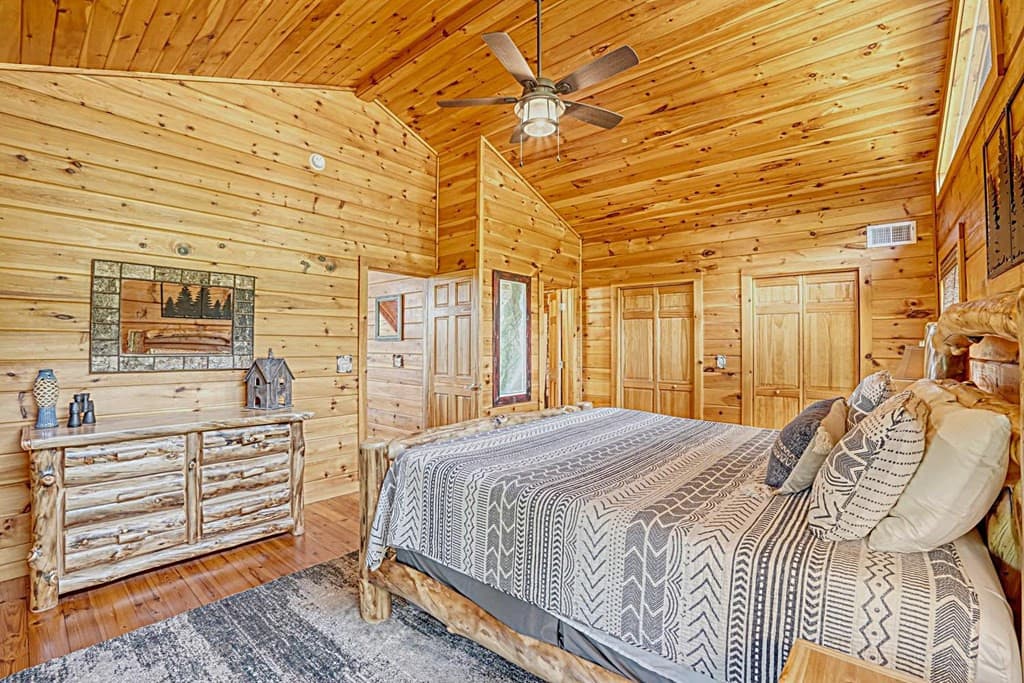Residential at 145 Skyview Drive, Murphy, NC 28906, photo 23 of 40