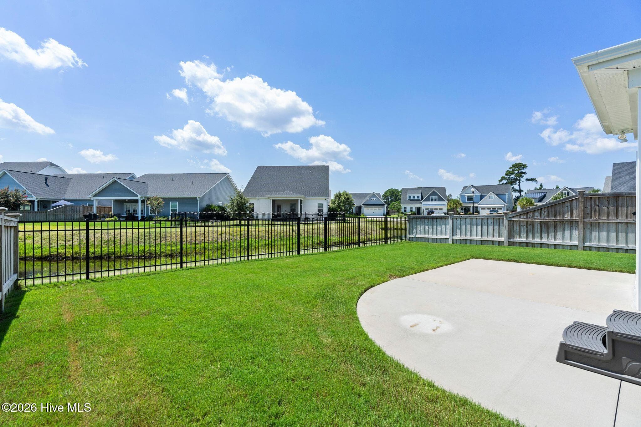 Single Family Residence at 6048 Sand Ridge Avenue, Wilmington, NC 28409, photo 46 of 65
