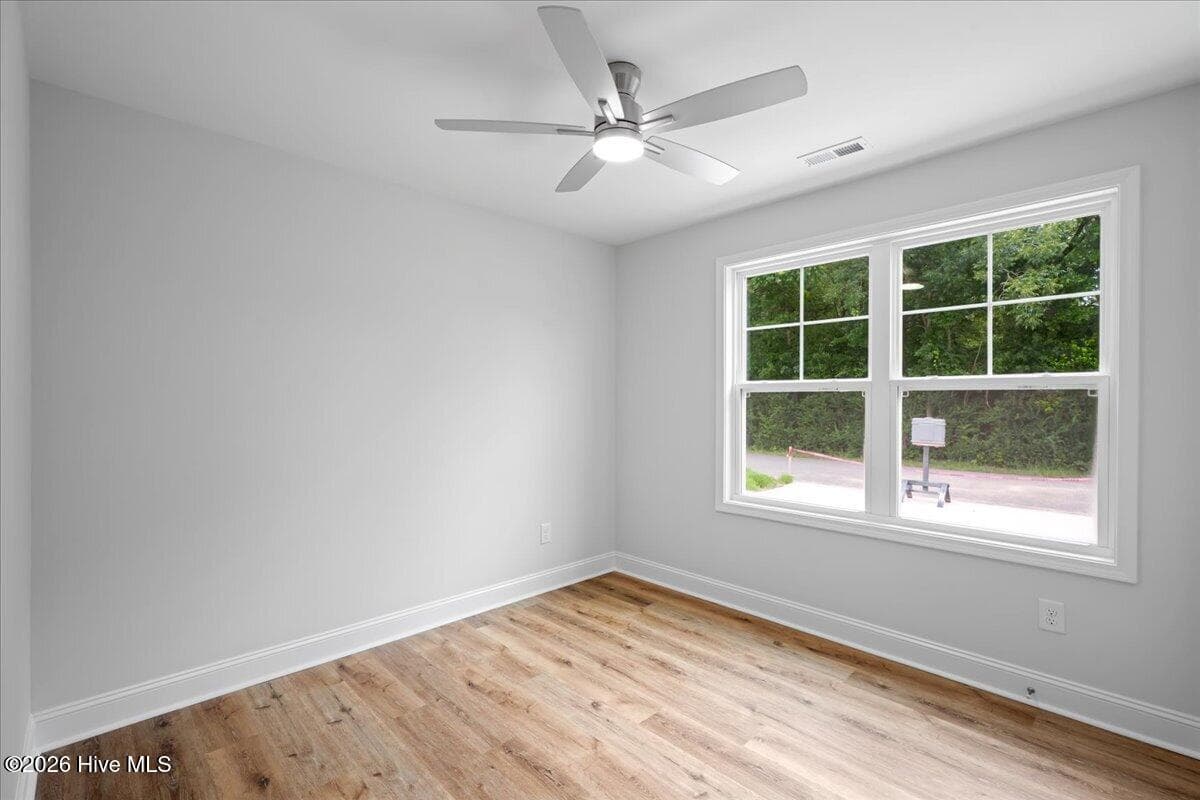 Single Family Residence at 104 Lee Street, Roseboro, NC 28382, photo 21 of 37