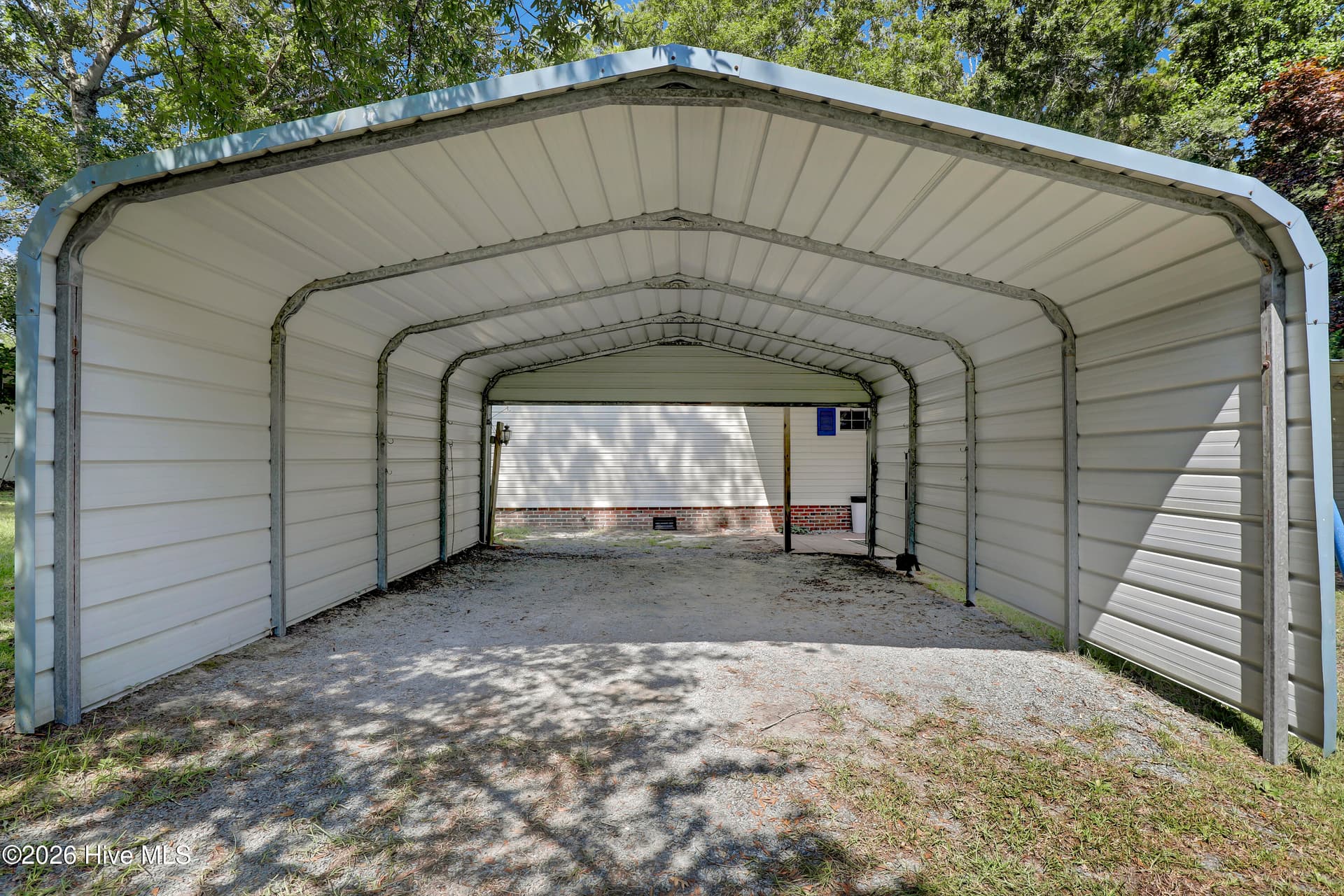Manufactured Home at 714 Cedar Avenue, Hampstead, NC 28443, photo 4 of 30