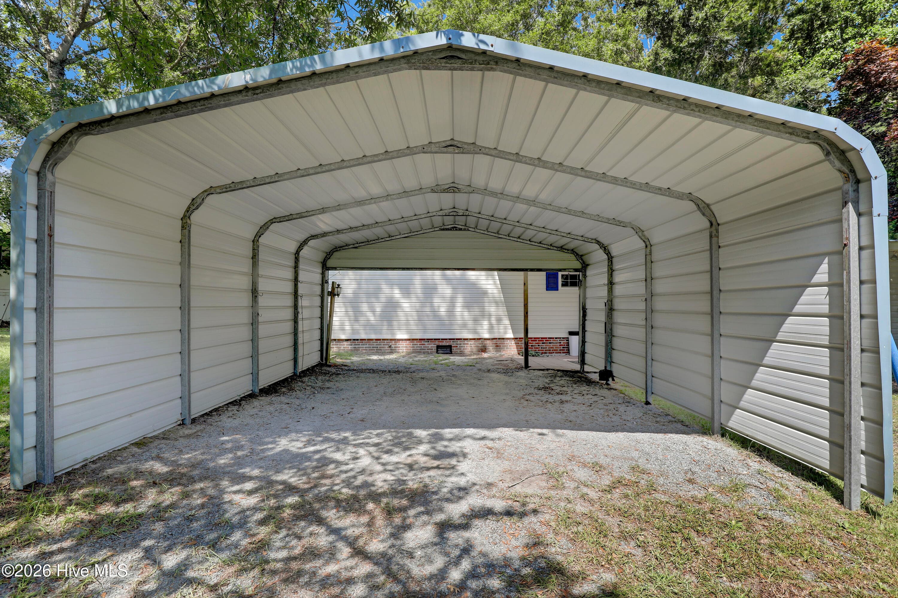 Manufactured Home at 714 Cedar Avenue, Hampstead, NC 28443, photo 4 of 30