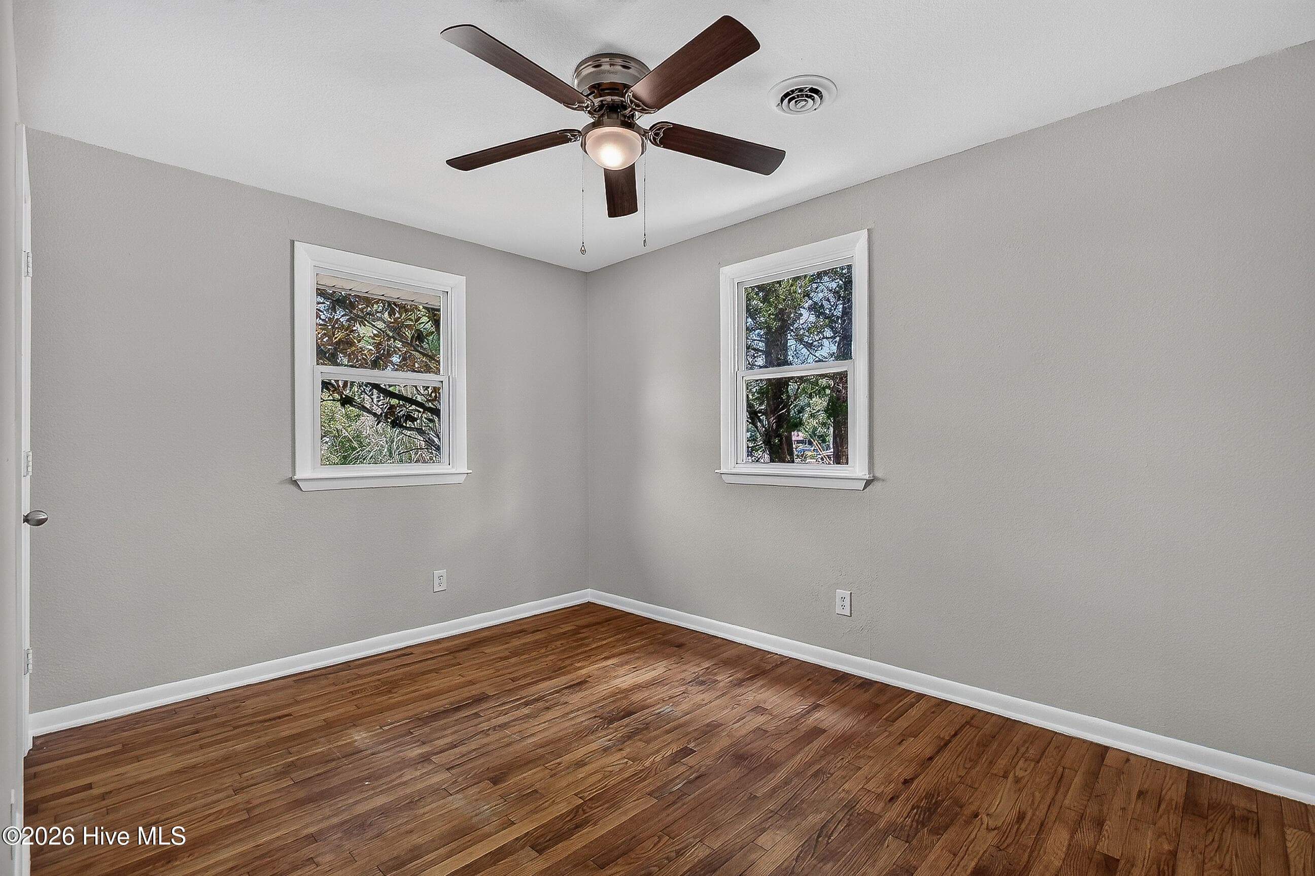 Single Family Residence at 105 Kitt Drive, Jacksonville, NC 28540, photo 12 of 30
