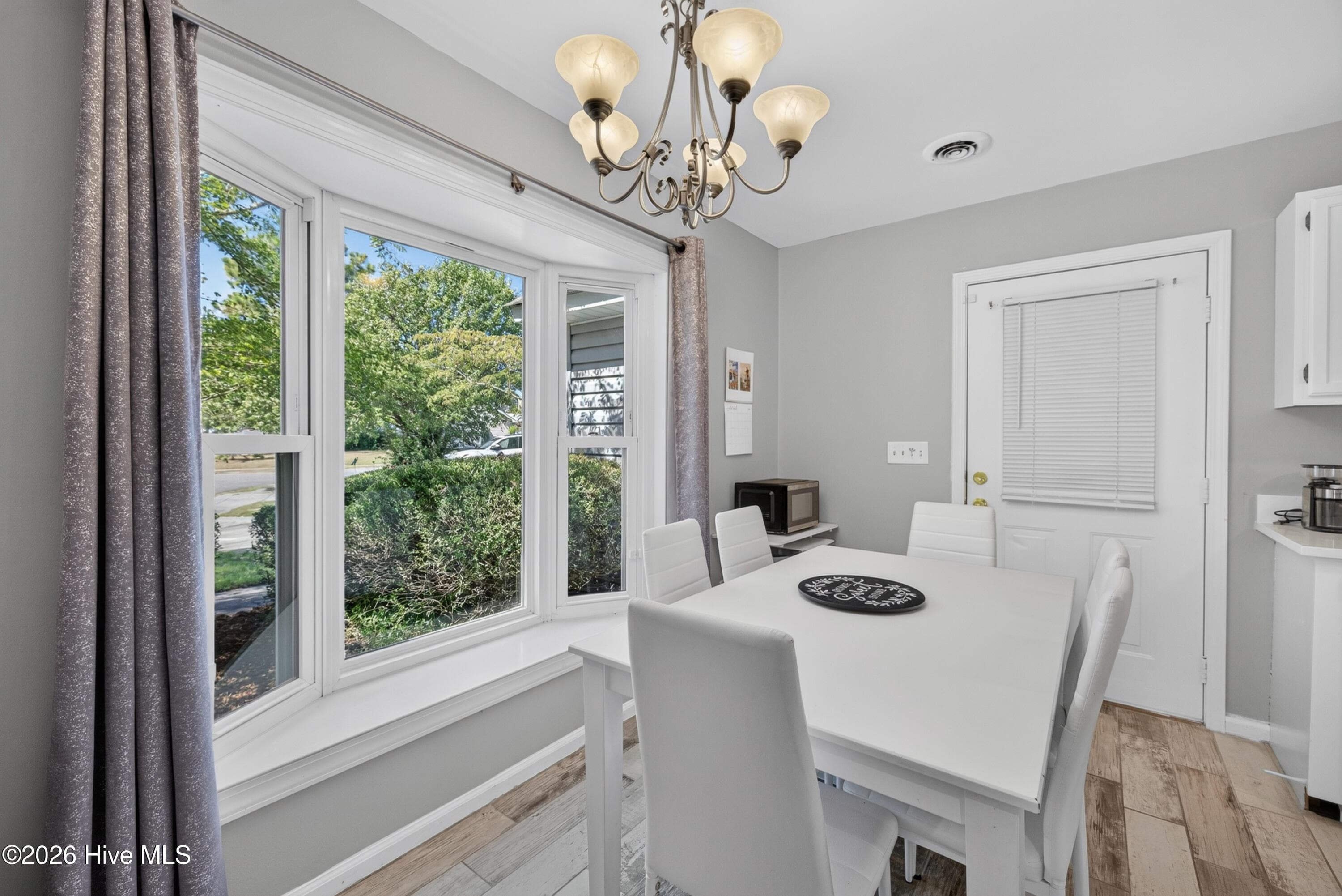 Single Family Residence at 6517 Spicewood Street, Wilmington, NC 28405, photo 13 of 39
