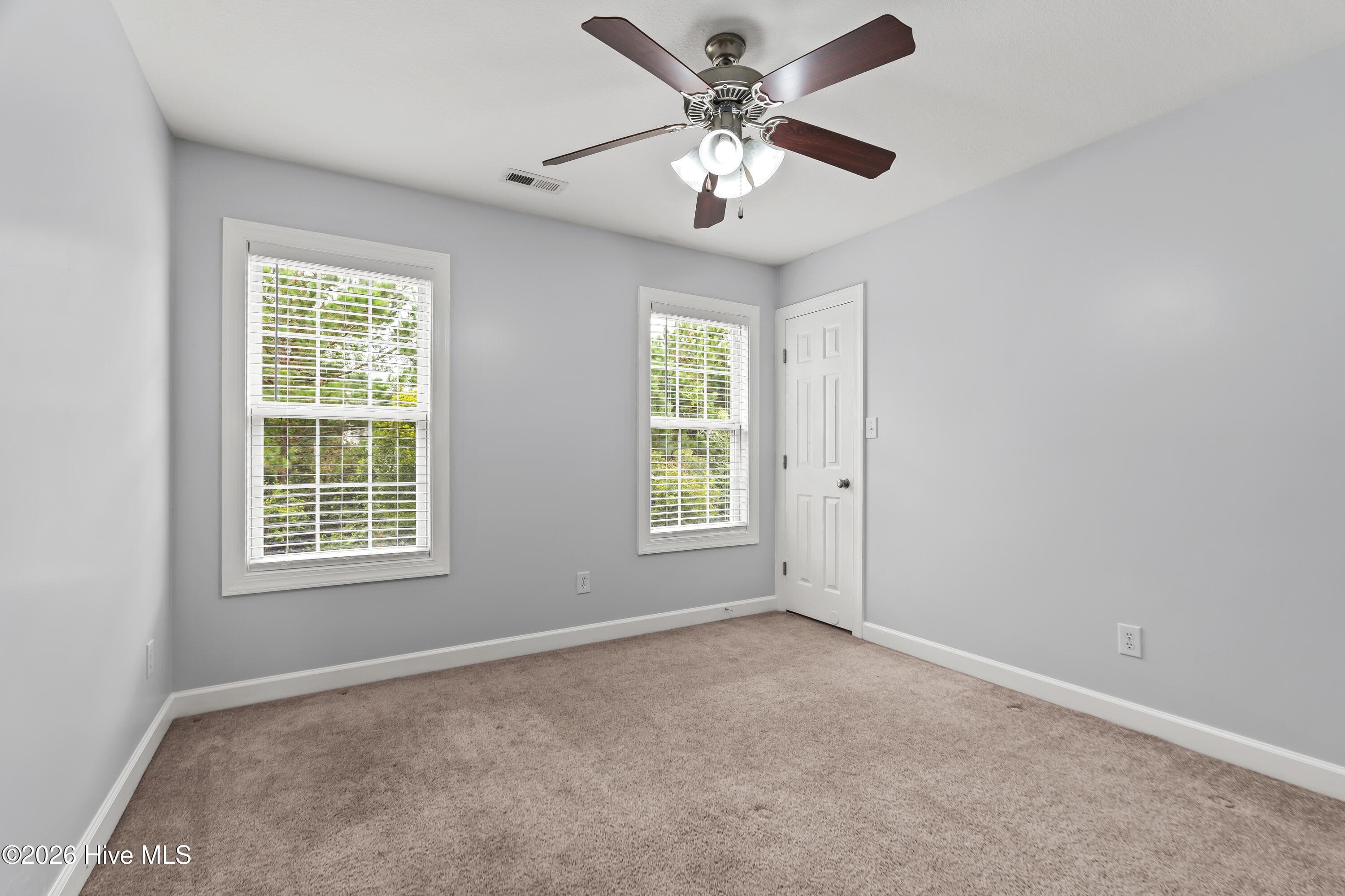 Single Family Residence at 109 Cypress Bay Drive, Jacksonville, NC 28546, photo 27 of 37