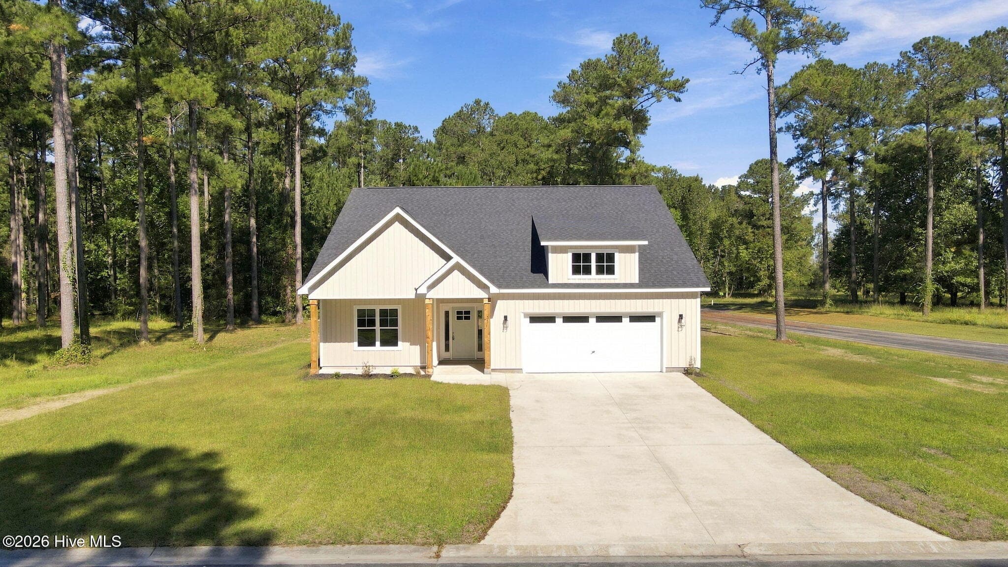Single Family Residence at 31 Currituck Court, Oriental, NC 28571, photo 2 of 93