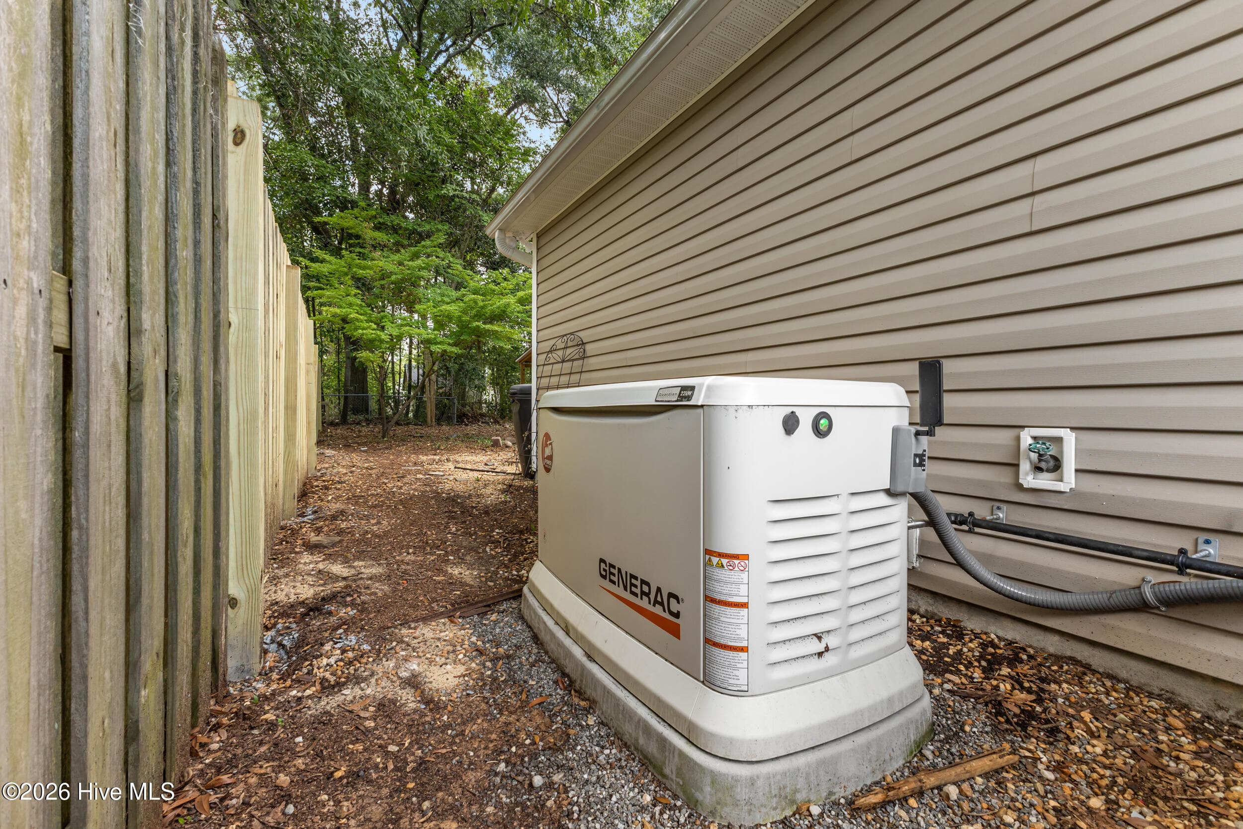 Generator that conveys - 615 Tennessee Avenue, Wilmington, NC 28401