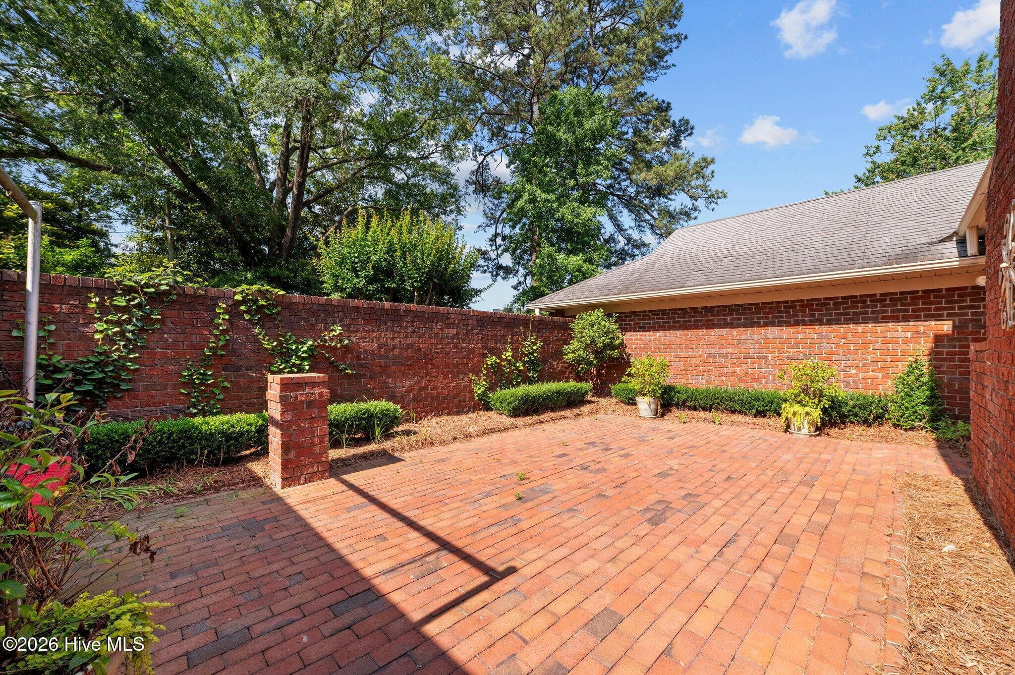 Townhouse at 809 Greenbriar Road, Kinston, NC 28501, photo 46 of 47