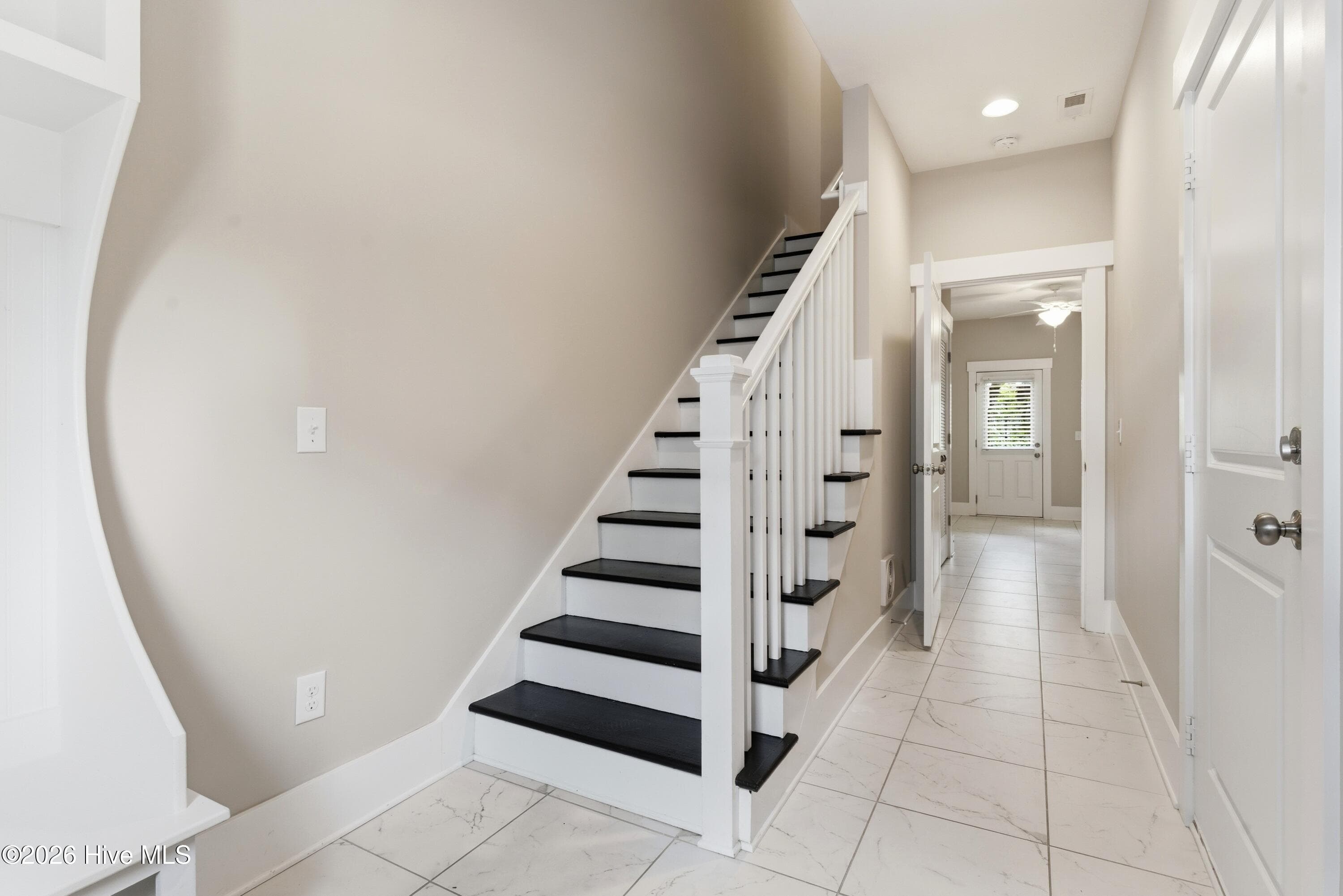 Townhouse at 1810 Bungalow Row, Wilmington, NC 28409, photo 4 of 53
