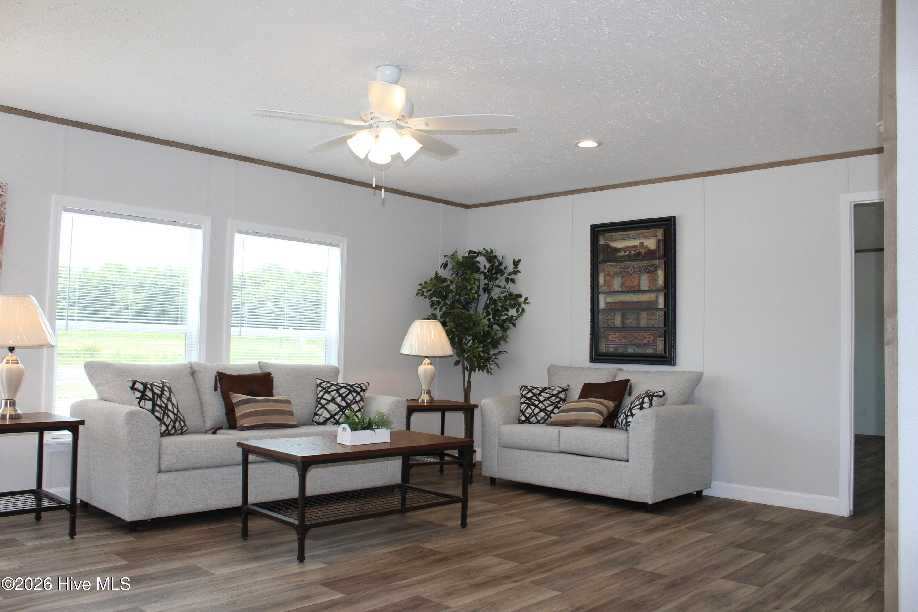 Manufactured Home at 950 Blind Bridge Road, Magnolia, NC 28453, photo 12 of 32