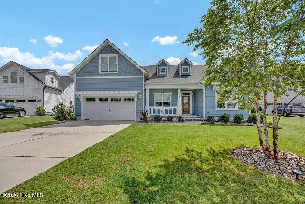 Single Family Residence at 6864 Campbells Ridge Drive SE, Leland, NC 28451, photo 2 of 35