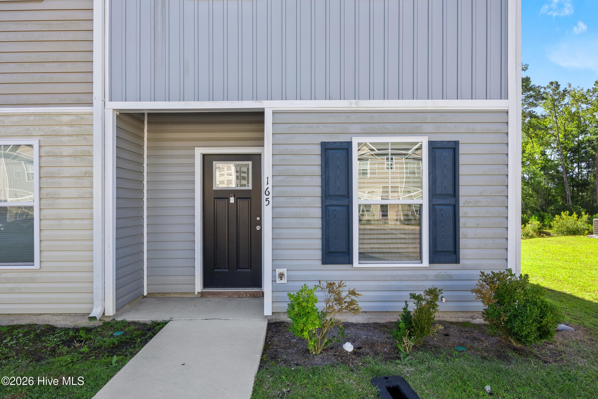 Townhouse at 165 Buckhorn Avenue, Holly Ridge, NC 28445, photo 9 of 38