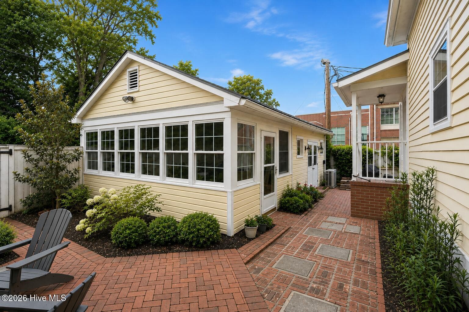 Single Family Residence at 512 Middle Street, New Bern, NC 28560, photo 57 of 73