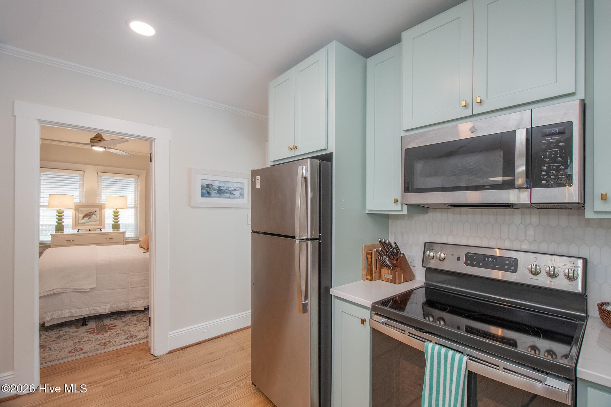 Single Family Residence at 800 Mulberry Street, Beaufort, NC 28516, photo 21 of 48