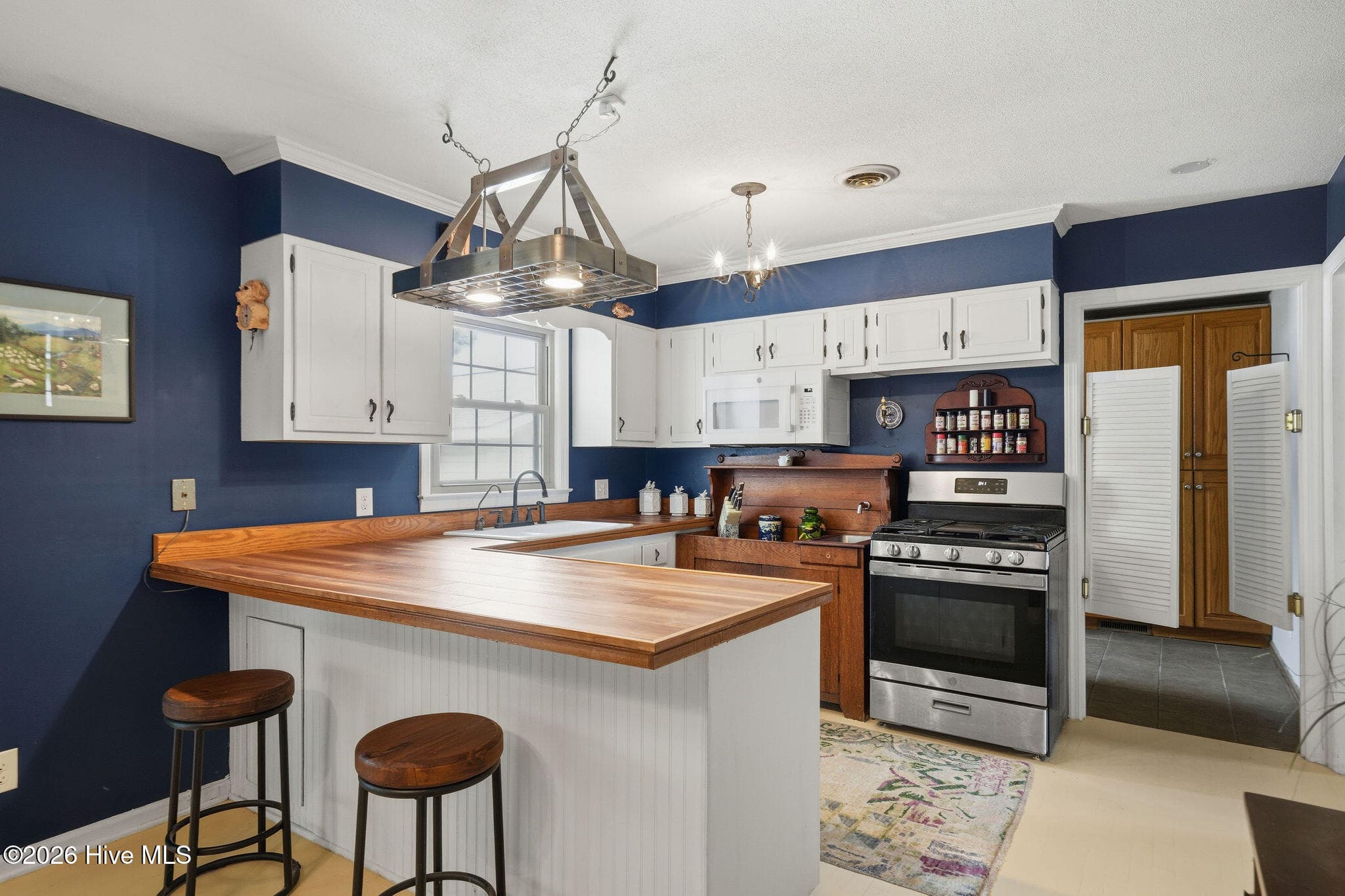 Single Family Residence at 814 Cape Fear Boulevard, Carolina Beach, NC 28428, photo 35 of 78