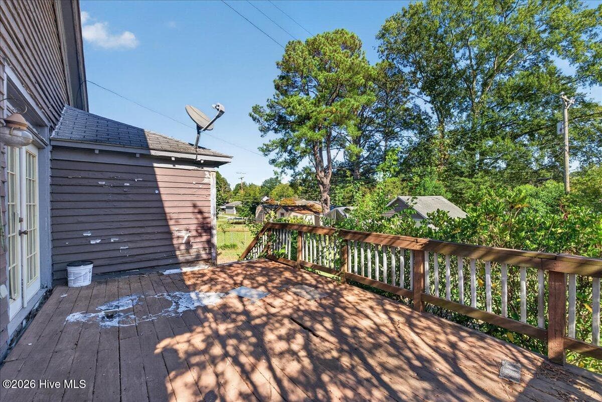 Single Family Residence at 410 Charlotte Street, Roanoke Rapids, NC 27870, photo 28 of 33