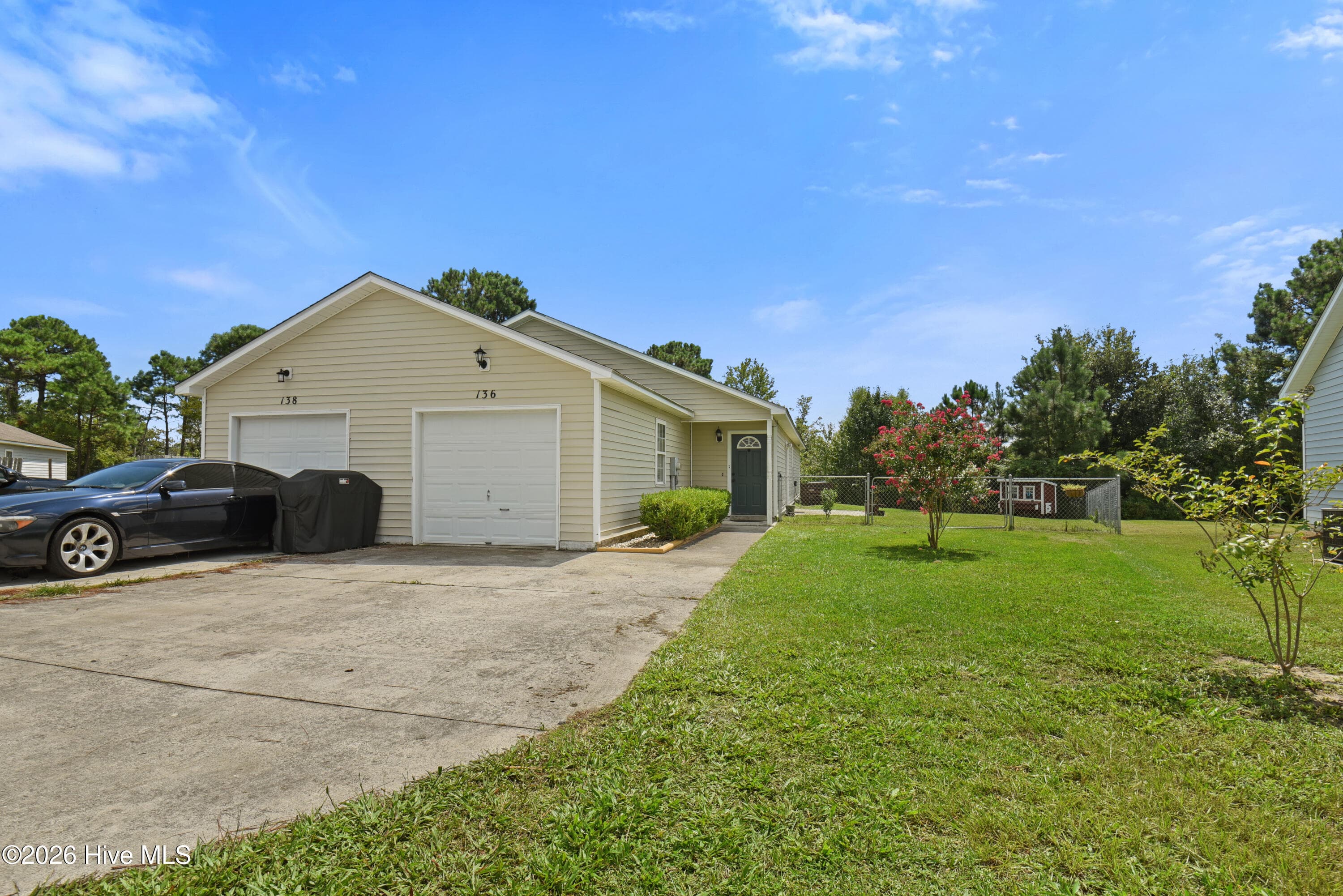 Townhouse at 136 Charlton Road, Hubert, NC 28539, photo 2 of 18