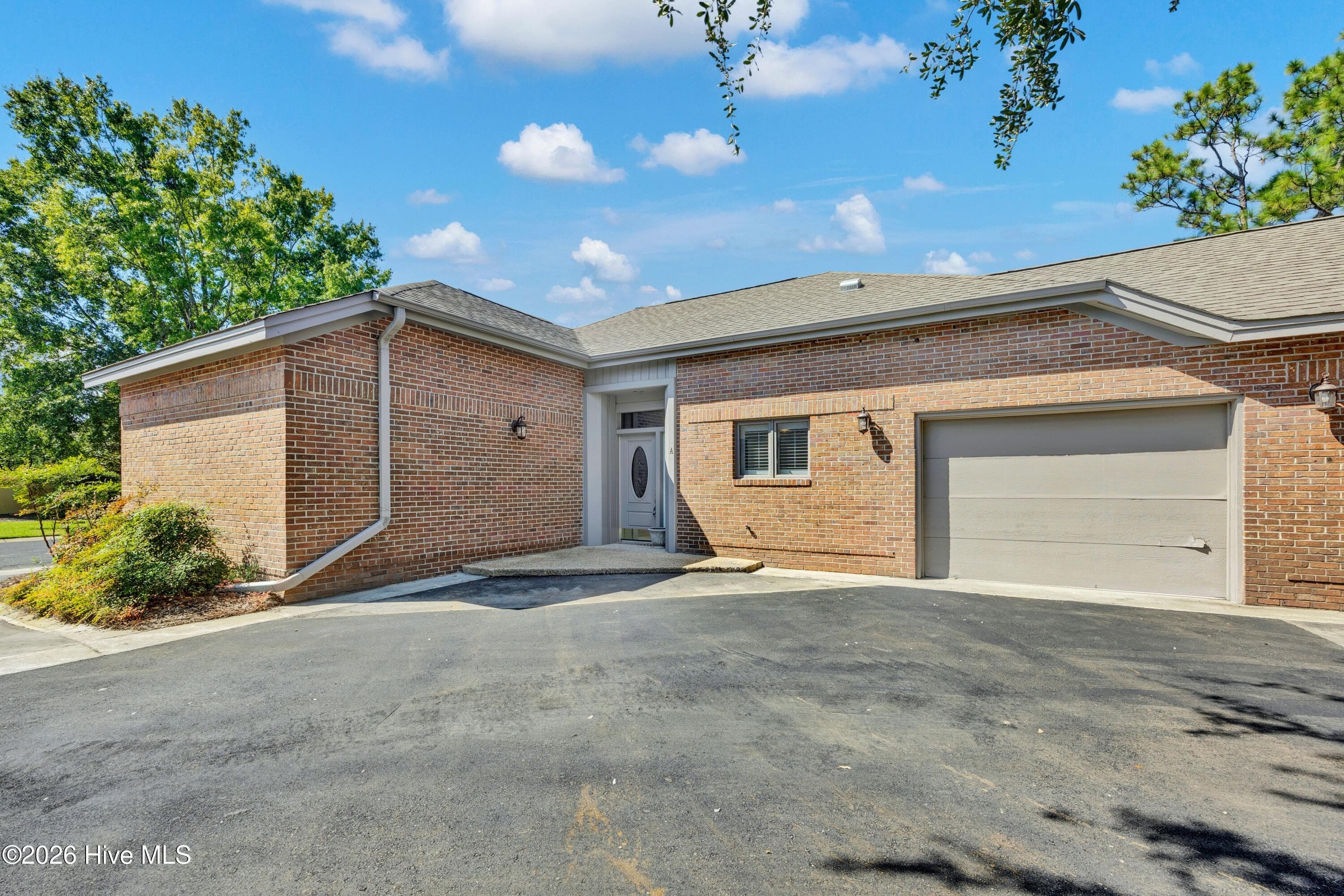 Condominium at 3703 Reston Court Unit A, Wilmington, NC 28403, photo 2 of 23