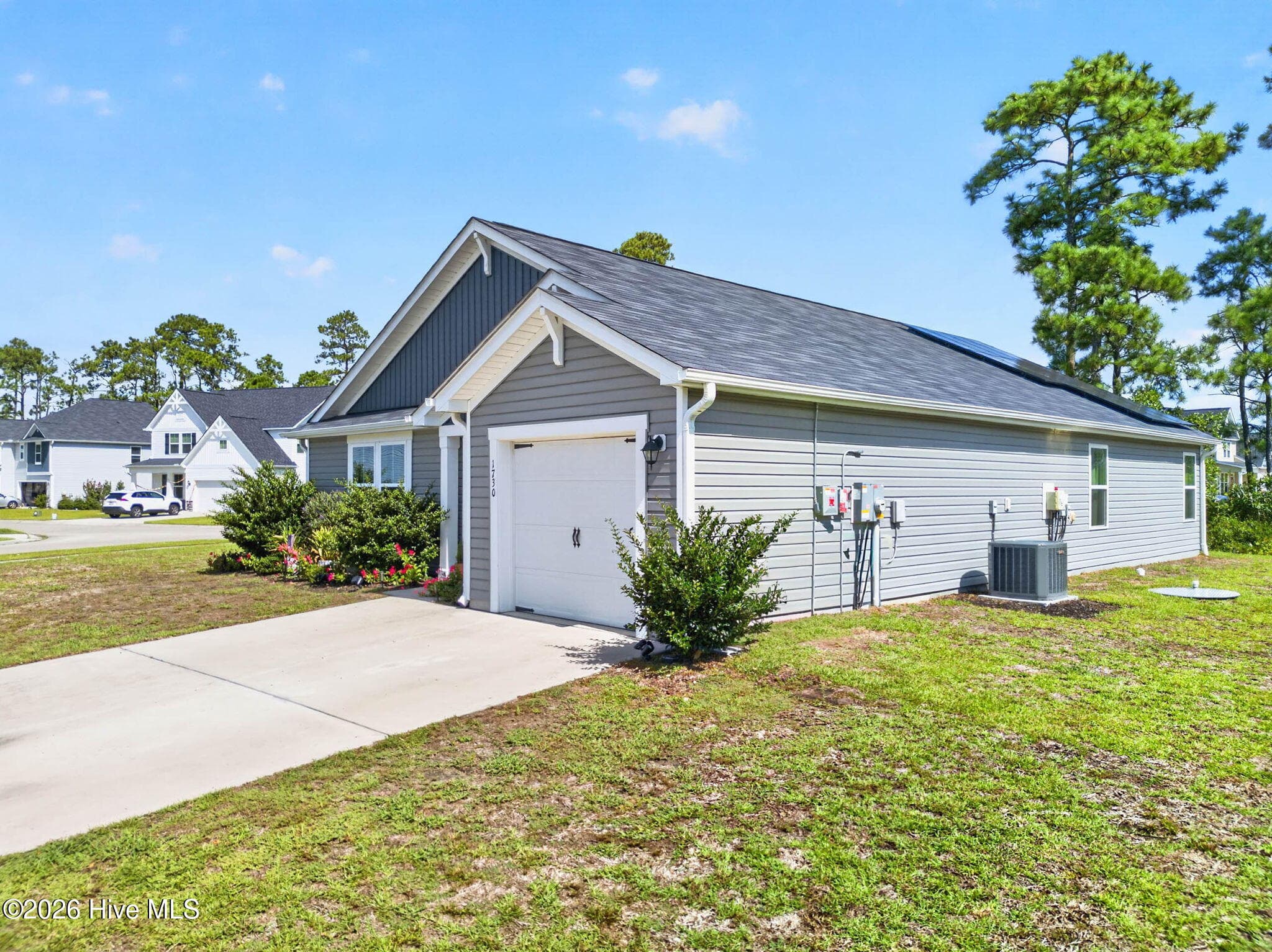 Single Family Residence at 1730 E Coronado Avenue SE, Bolivia, NC 28422, photo 3 of 37