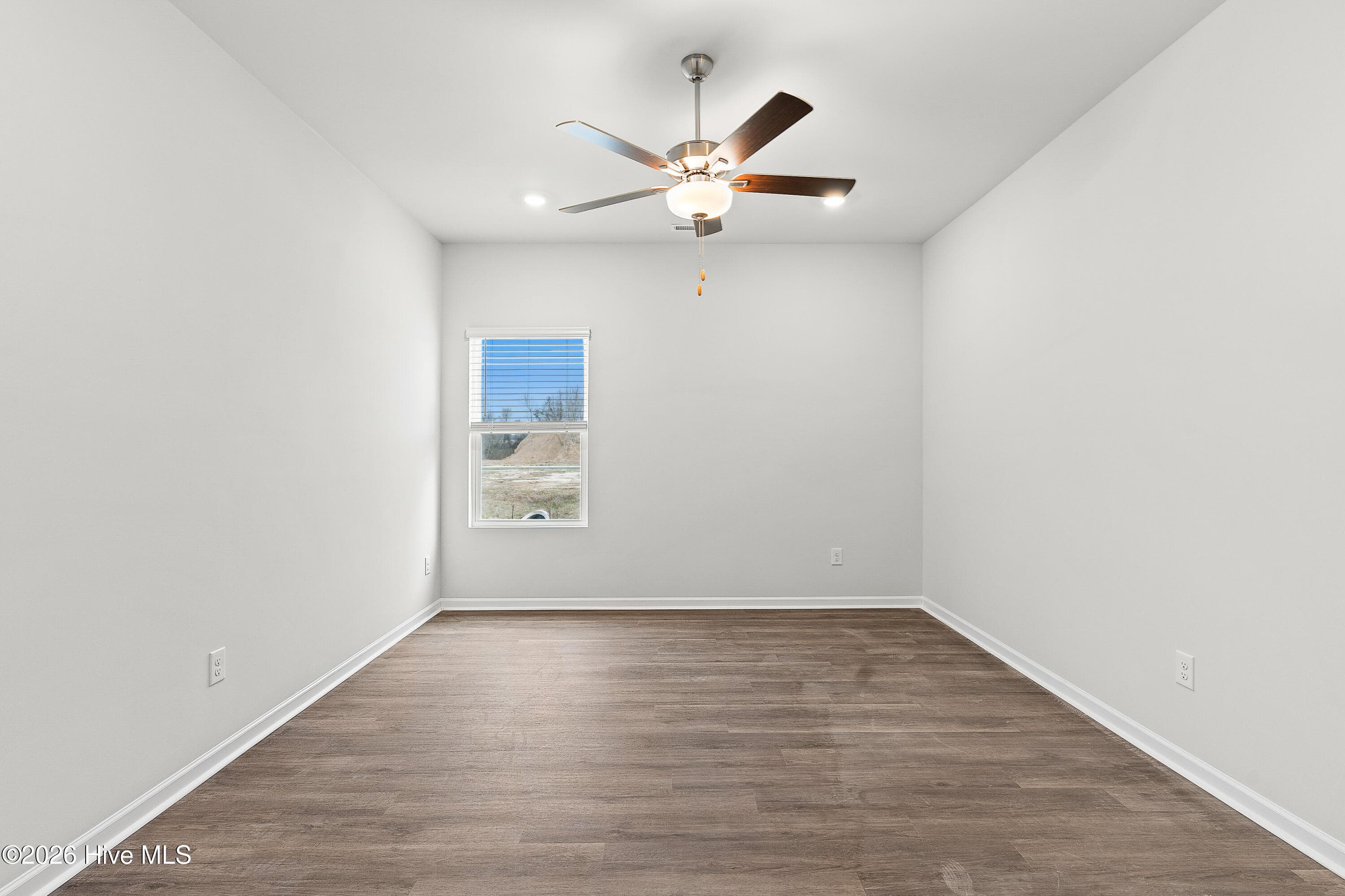 Single Family Residence at 139 N Squires Run, Richlands, NC 28574, photo 13 of 40
