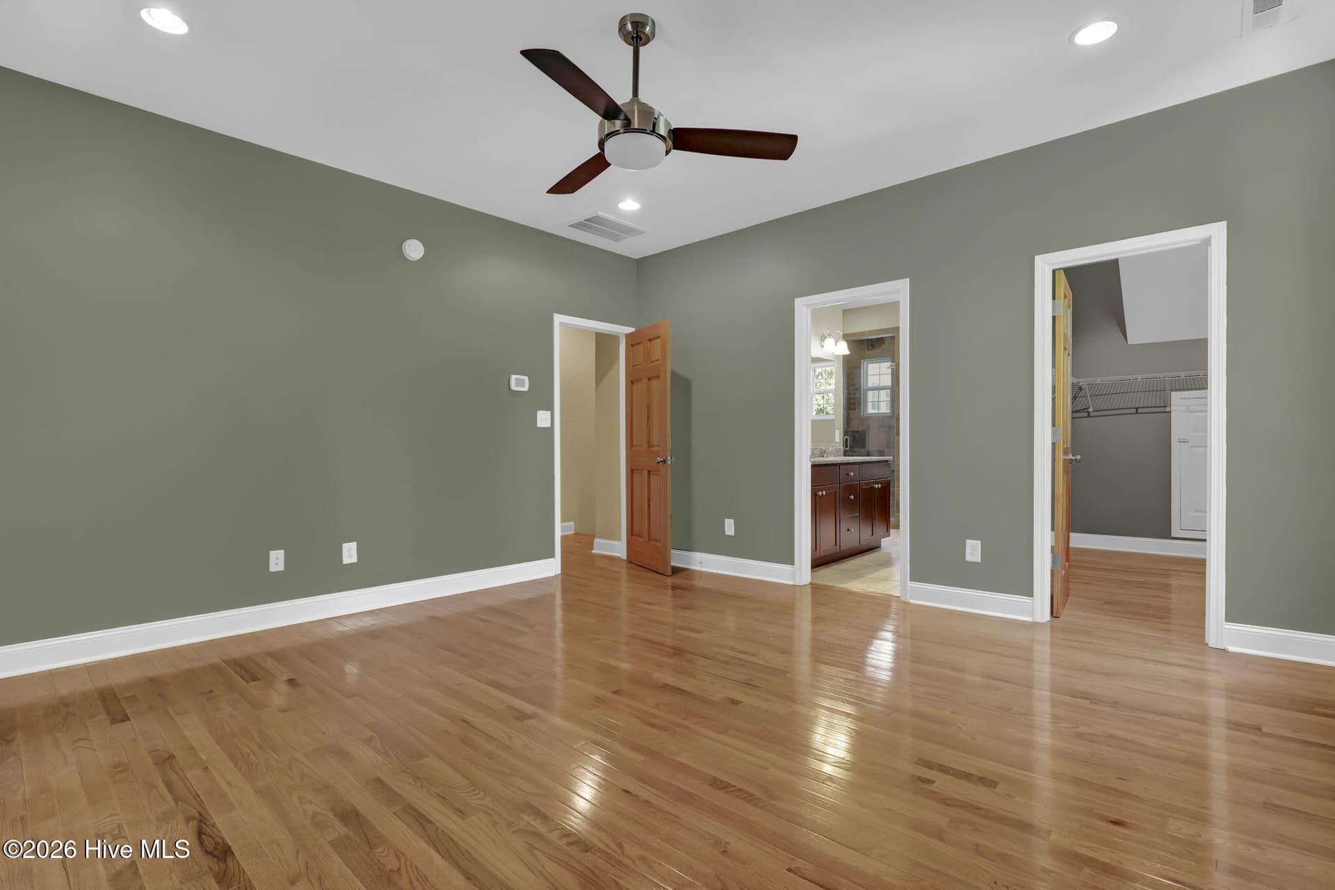 Single Family Residence at 305 Hickory Lane, Hampstead, NC 28443, photo 52 of 99