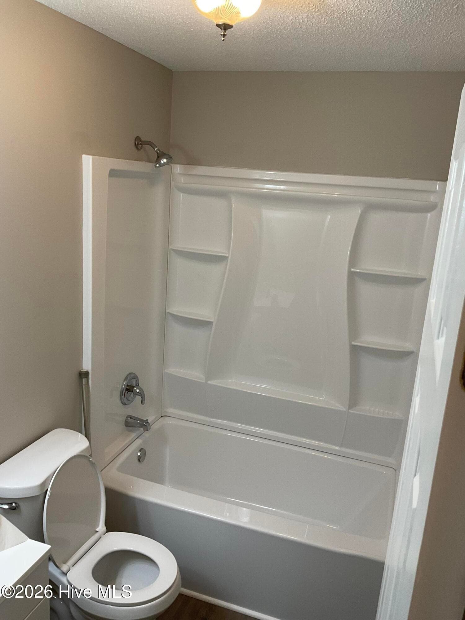 Hall Bath - 2113 Rolling Ridge Drive, Midway Park, NC 28544
