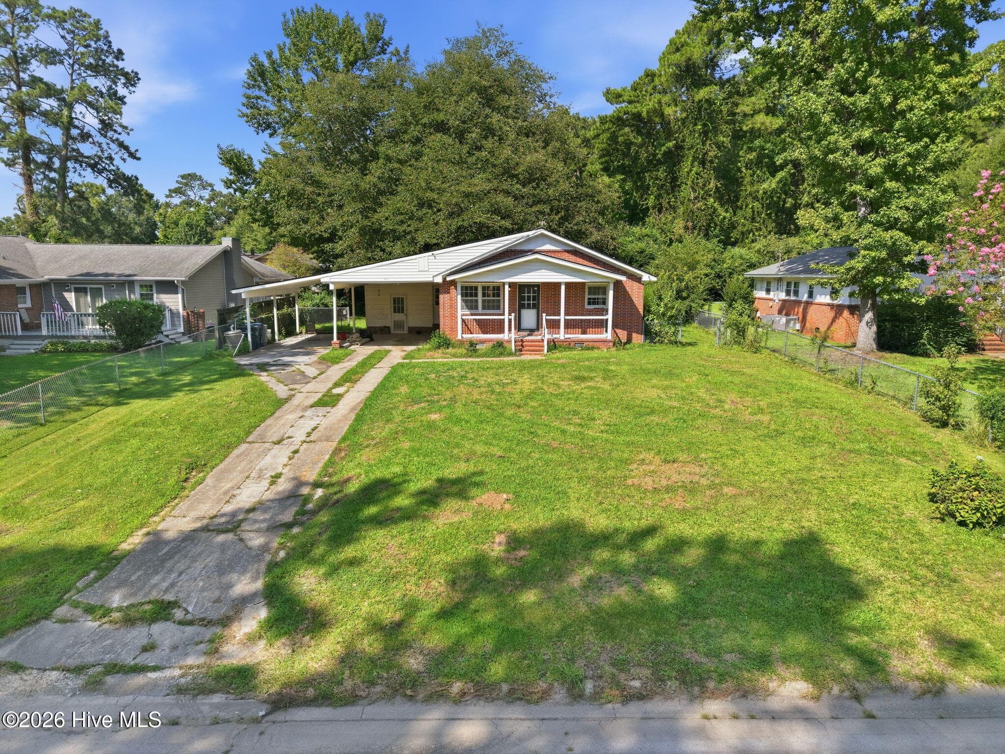 Single Family Residence at 103 Arthur Court, Jacksonville, NC 28546, photo 6 of 49
