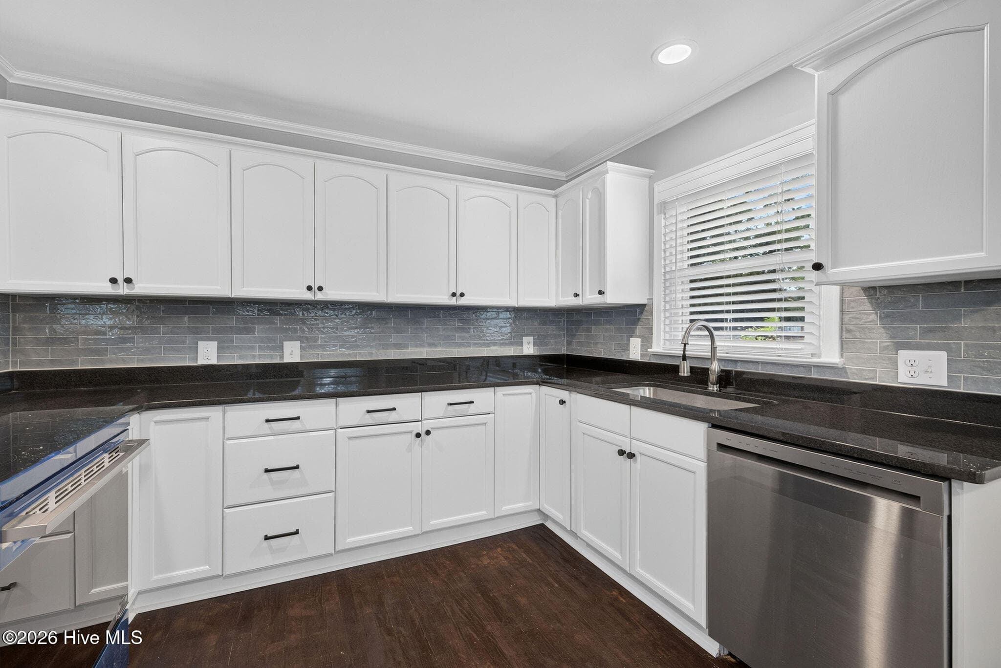 Single Family Residence at 712 Rosemont Avenue, Wilmington, NC 28403, photo 17 of 36