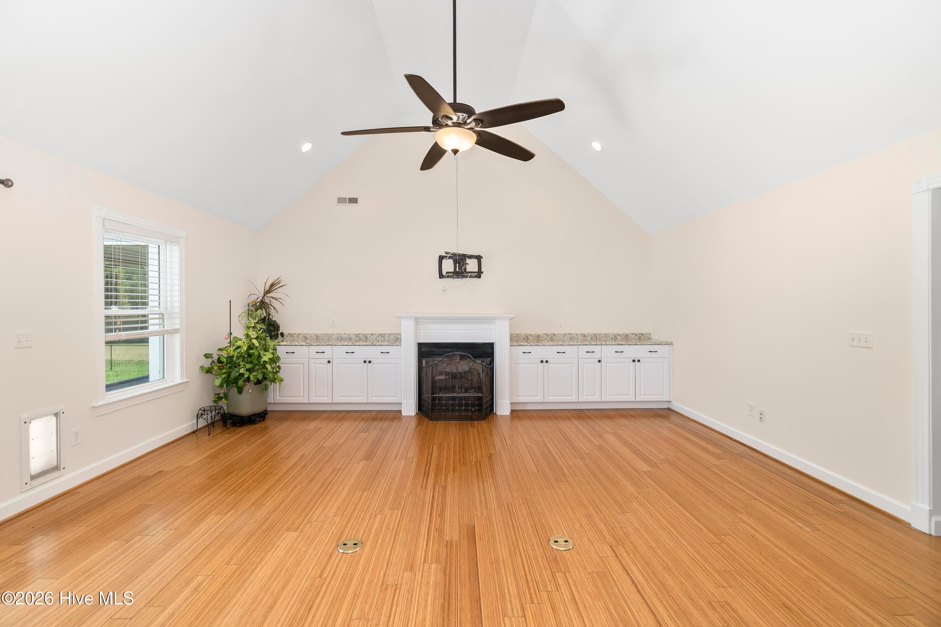 Single Family Residence at 573 Snowden Road, Moyock, NC 27958, photo 7 of 48
