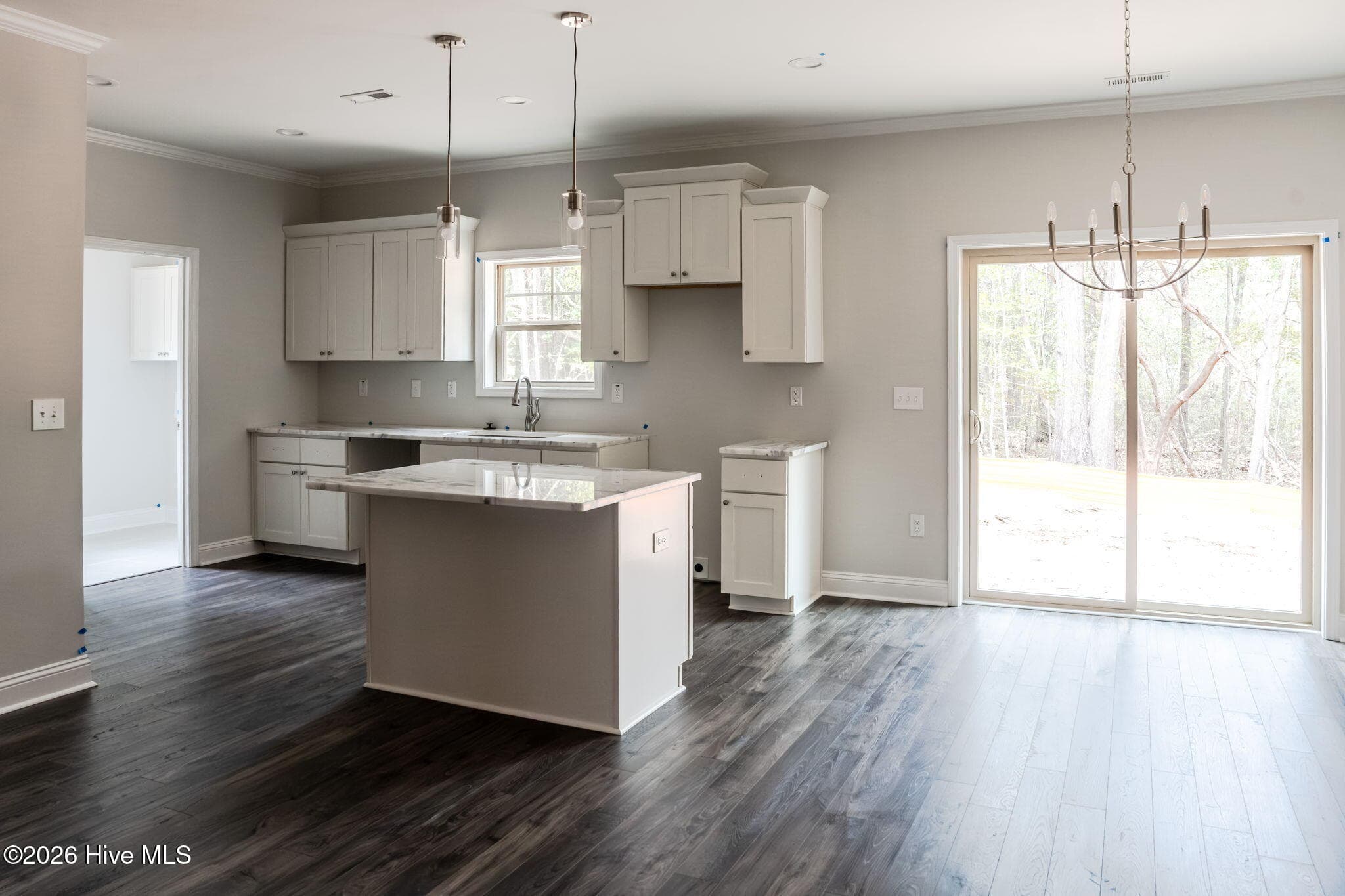 TELLURIDE LOT 06 - "Colston" - 229 Telluride Court, Aberdeen, NC 28315