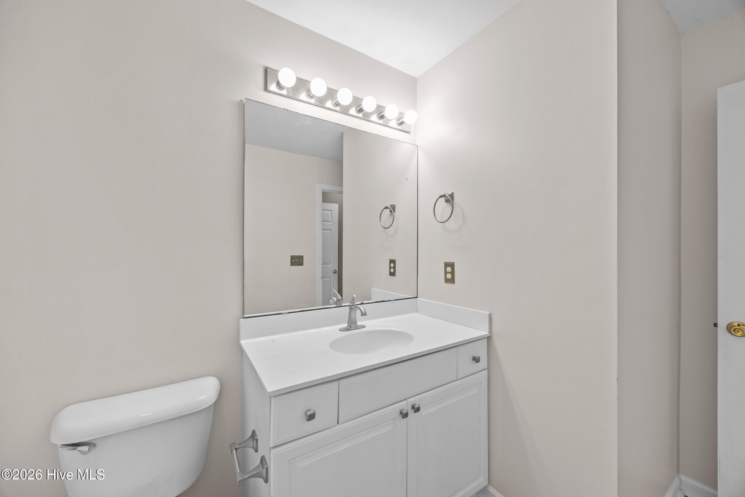 Townhouse at 3967 Winds Ridge Drive, Wilmington, NC 28409, photo 18 of 54
