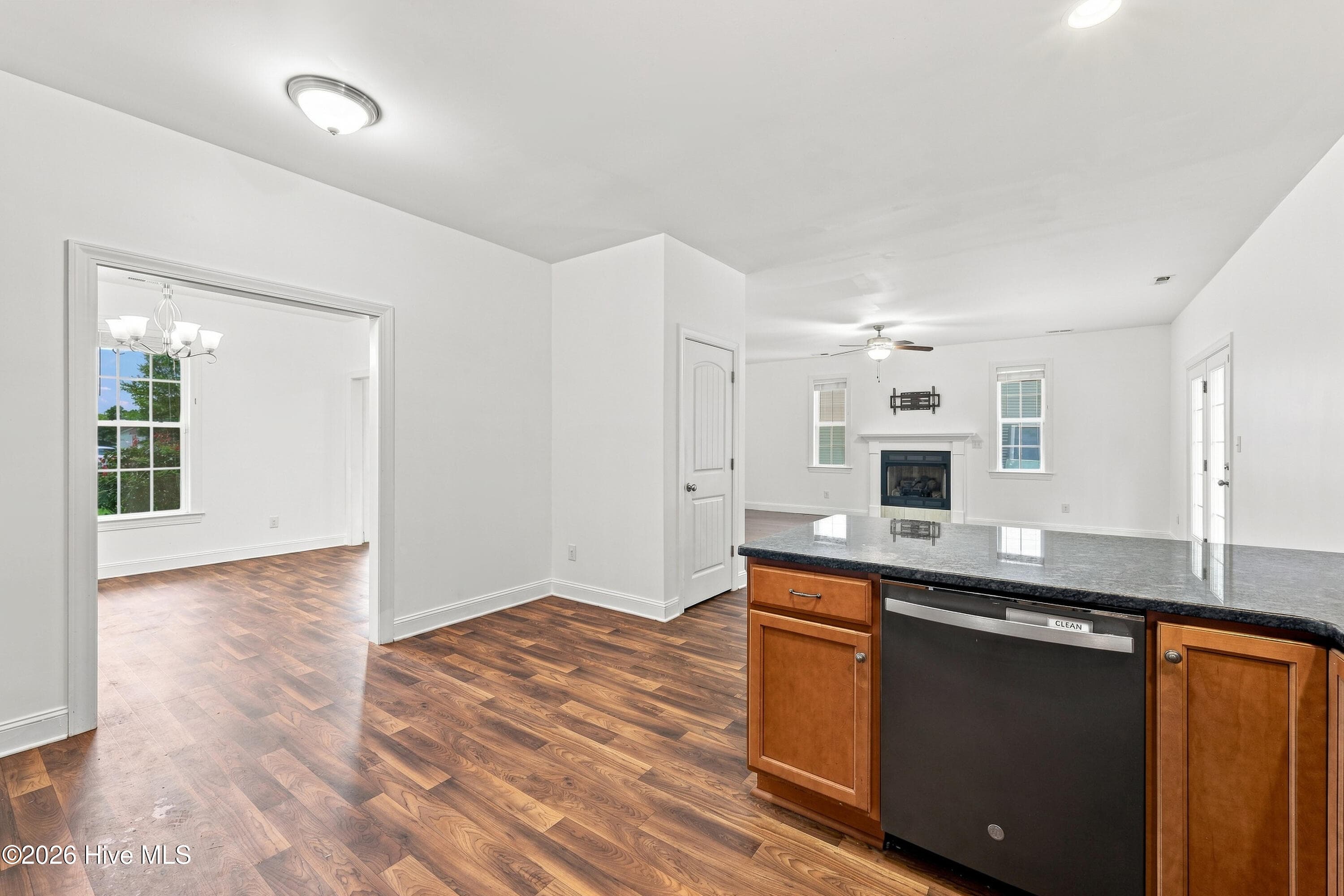 Single Family Residence at 116 Mccabe Court, Havelock, NC 28532, photo 14 of 62