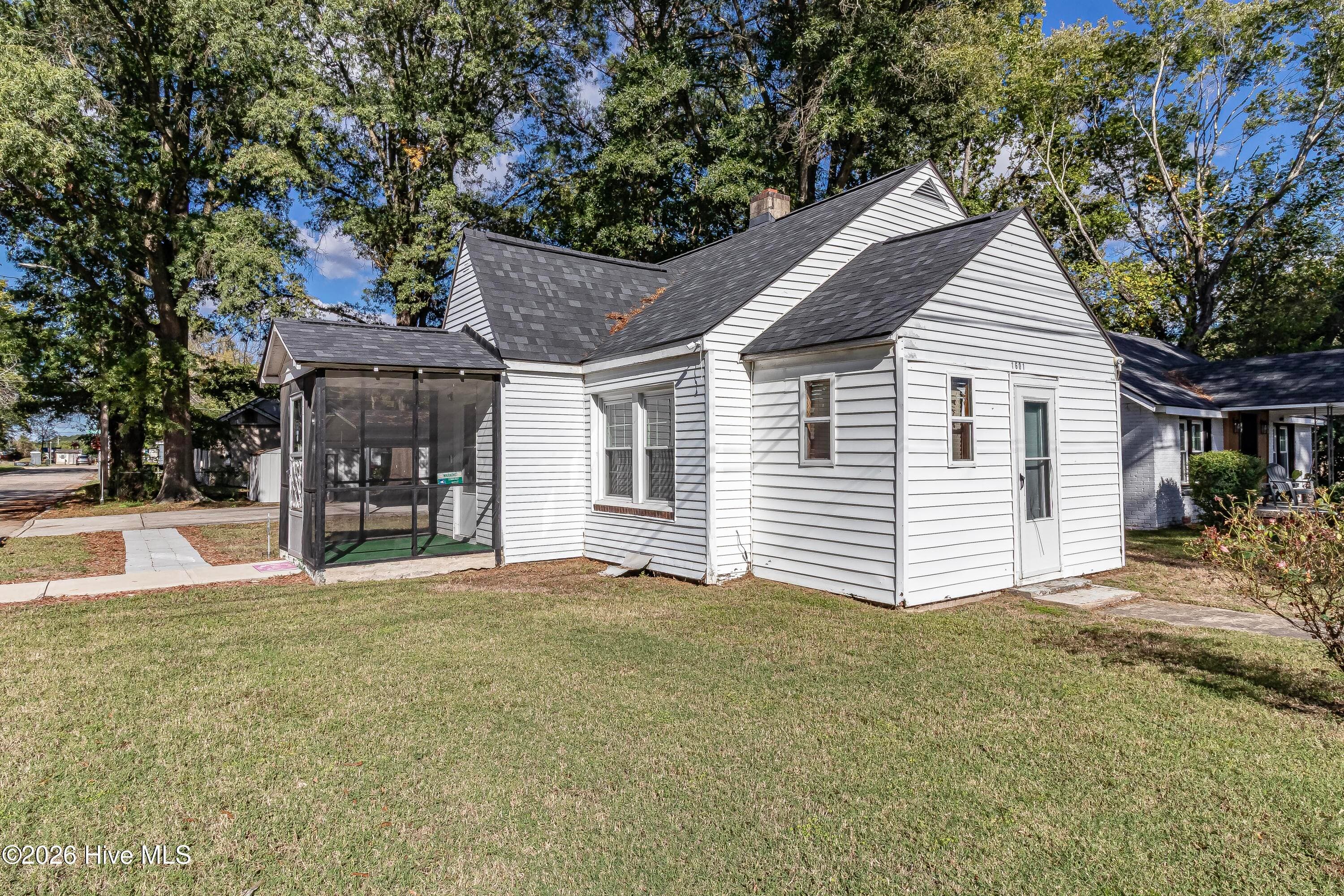 Corner lot. - 1601 Washington Street E, Wilson, NC 27893