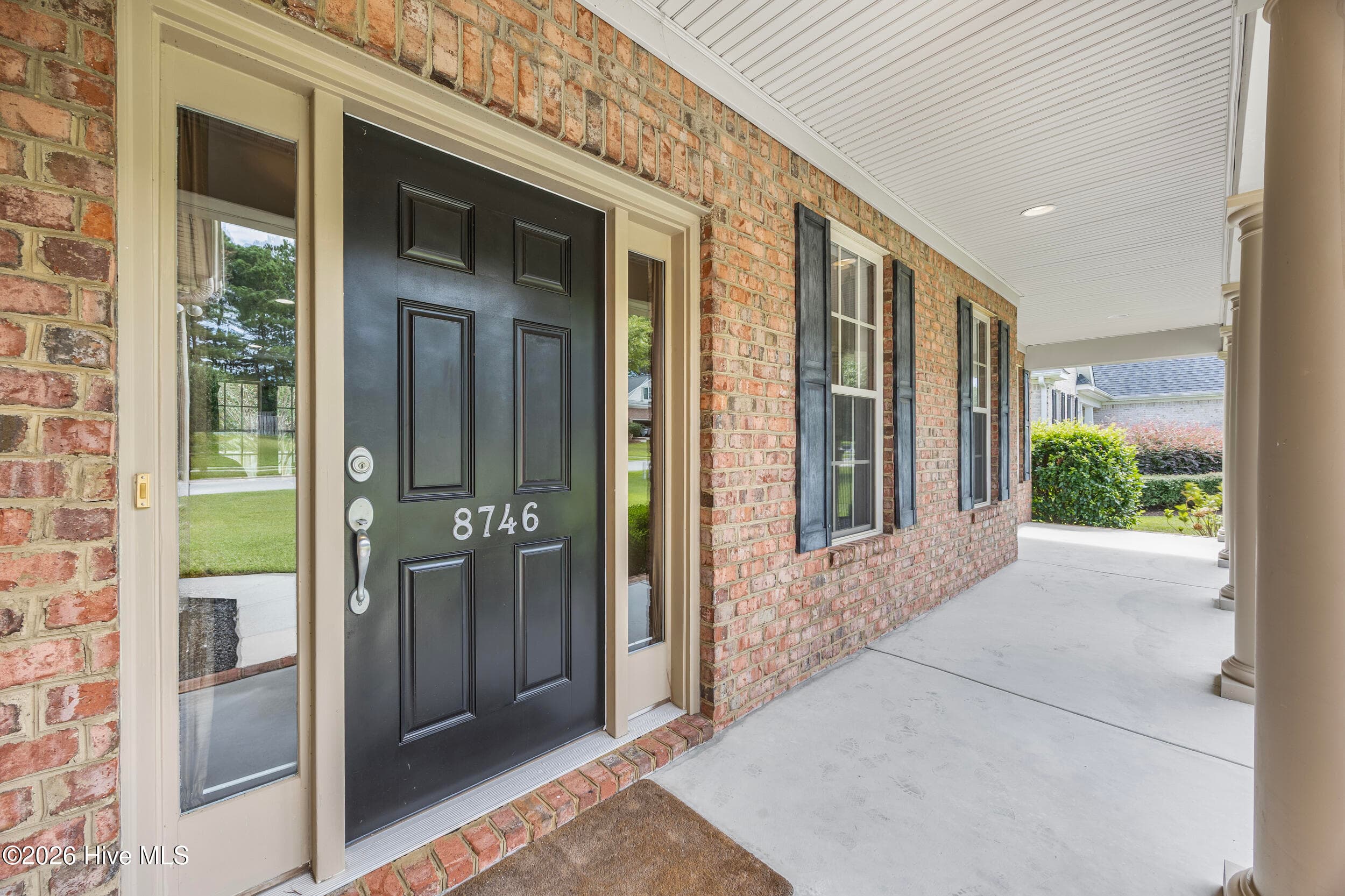 Single Family Residence at 8746 Ramsbury Way, Wilmington, NC 28411, photo 5 of 50