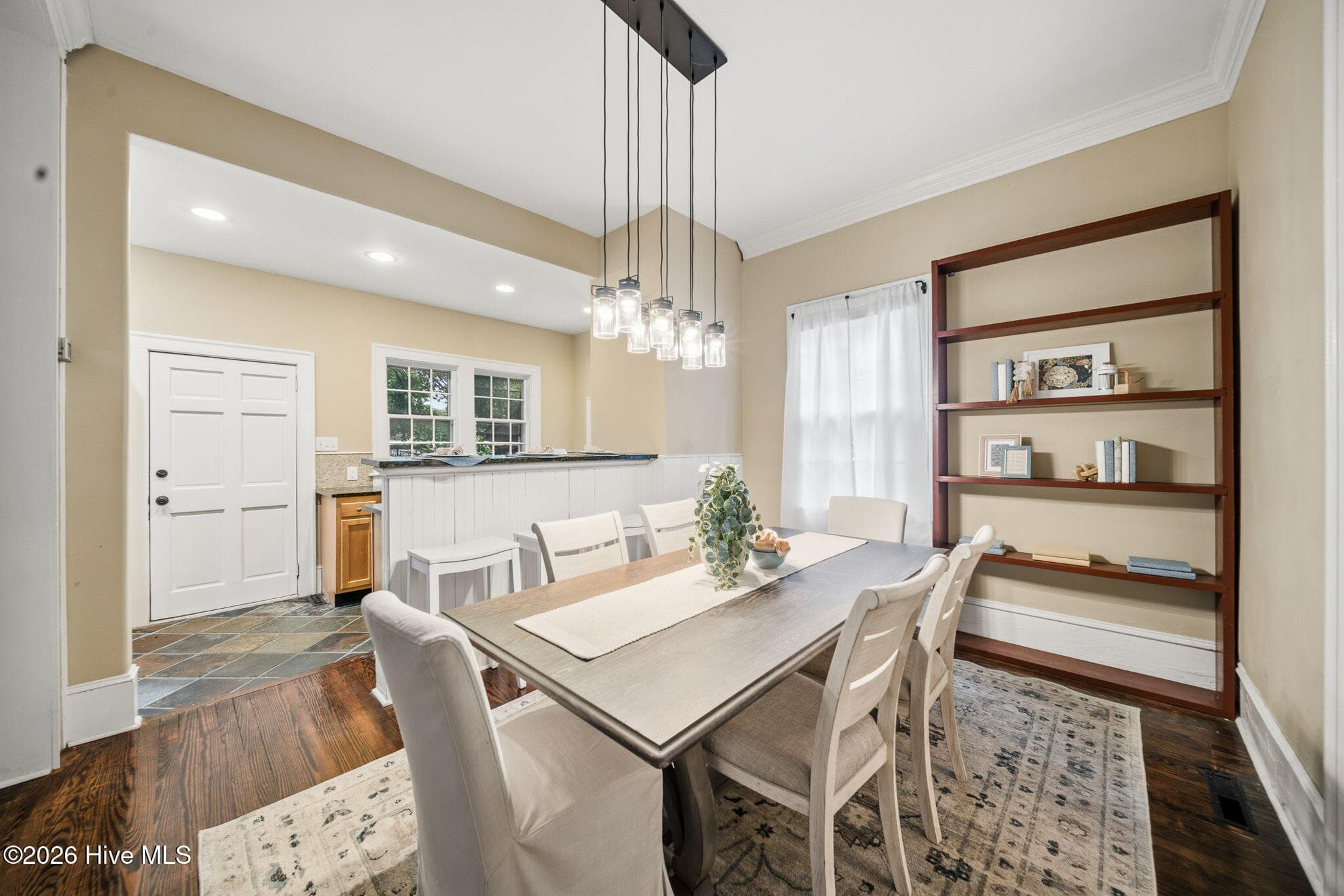 Single Family Residence at 106 Castle Street, Wilmington, NC 28401, photo 18 of 54