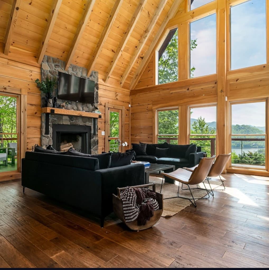 769 Indian Lake Road, Topton, NC 28781