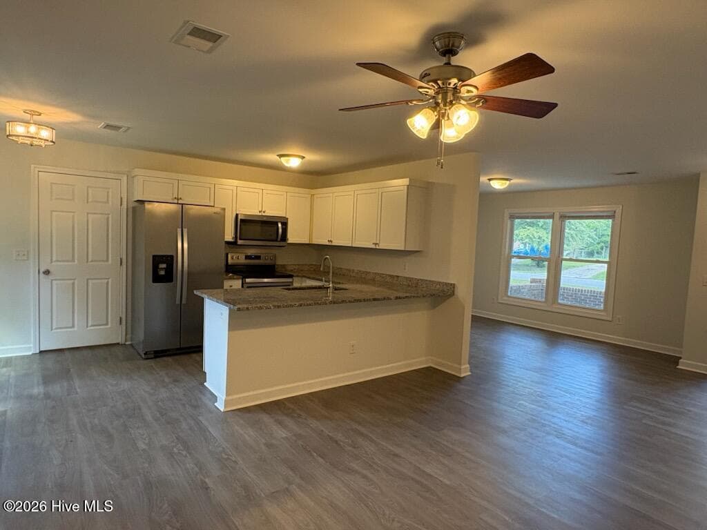 Single Family Residence at 1234 Kenningston Street, Wilmington, NC 28405, photo 8 of 16
