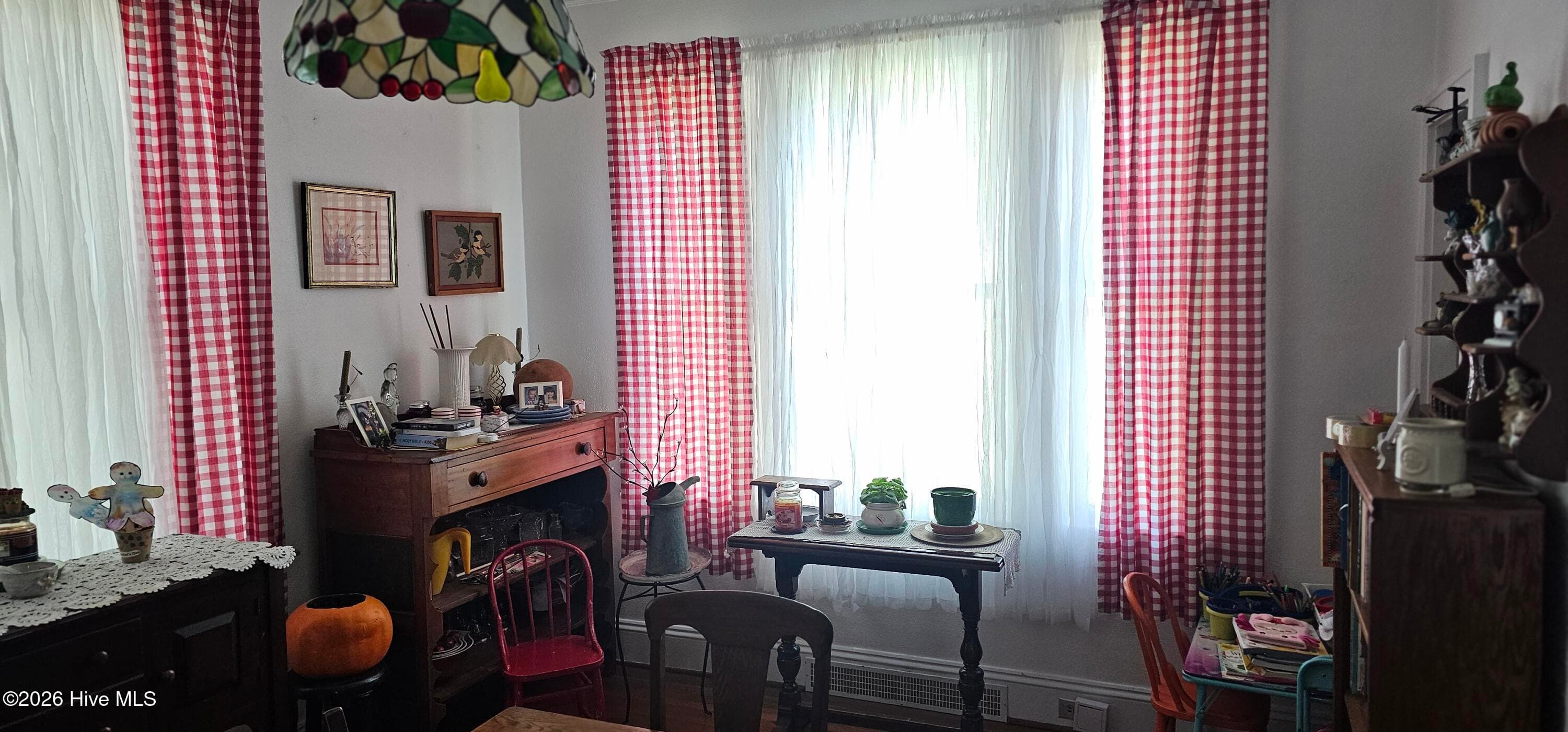 Single Family Residence at 301 W Jackson Street, Rich Square, NC 27869, photo 5 of 35