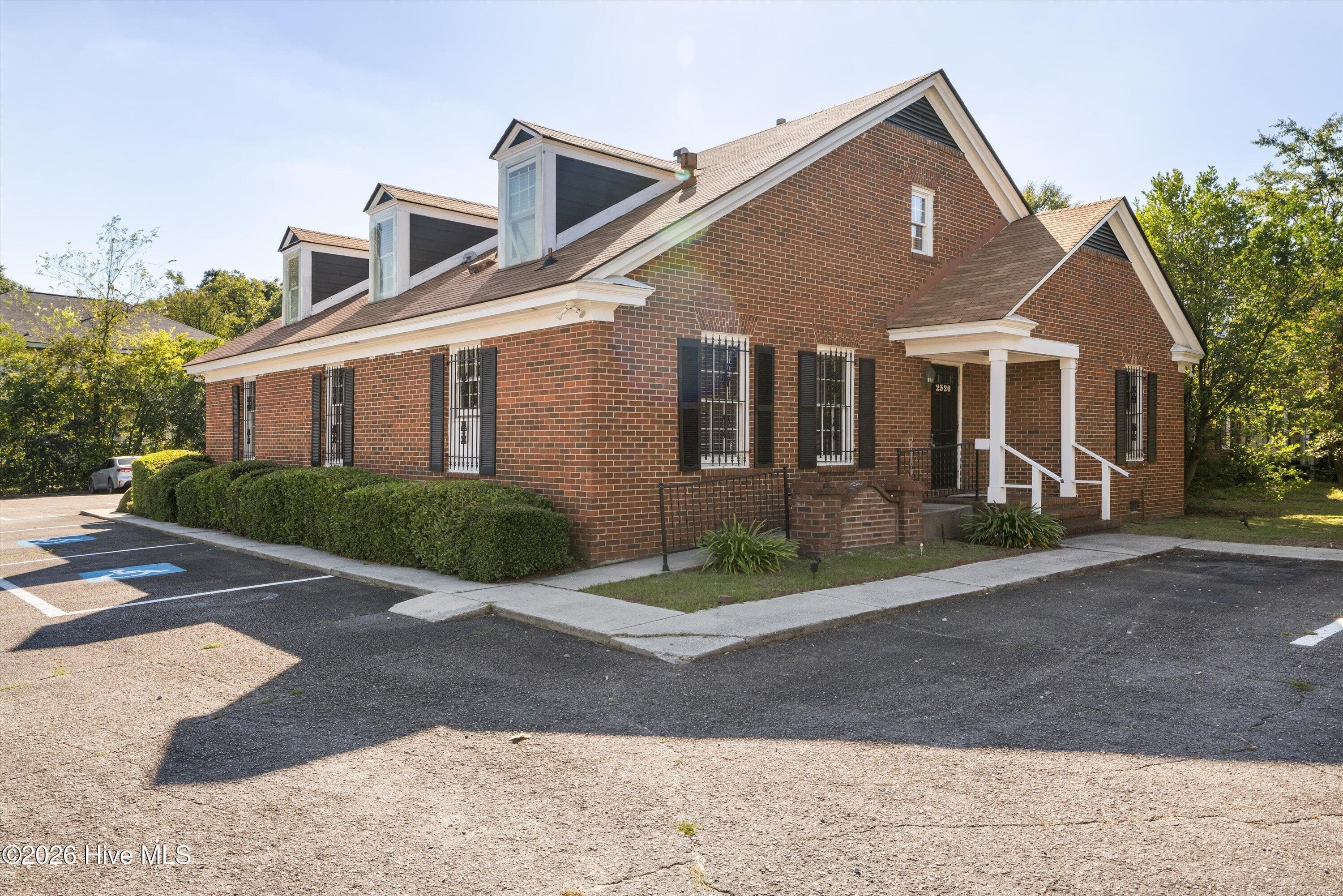 Commercial Sale at 2320 Wrightsboro Road, Augusta, GA 30904, photo 2 of 39