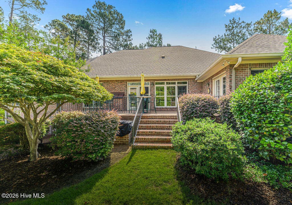 Single Family Residence at 62 Stoneykirk Drive, Pinehurst, NC 28374, photo 20 of 51