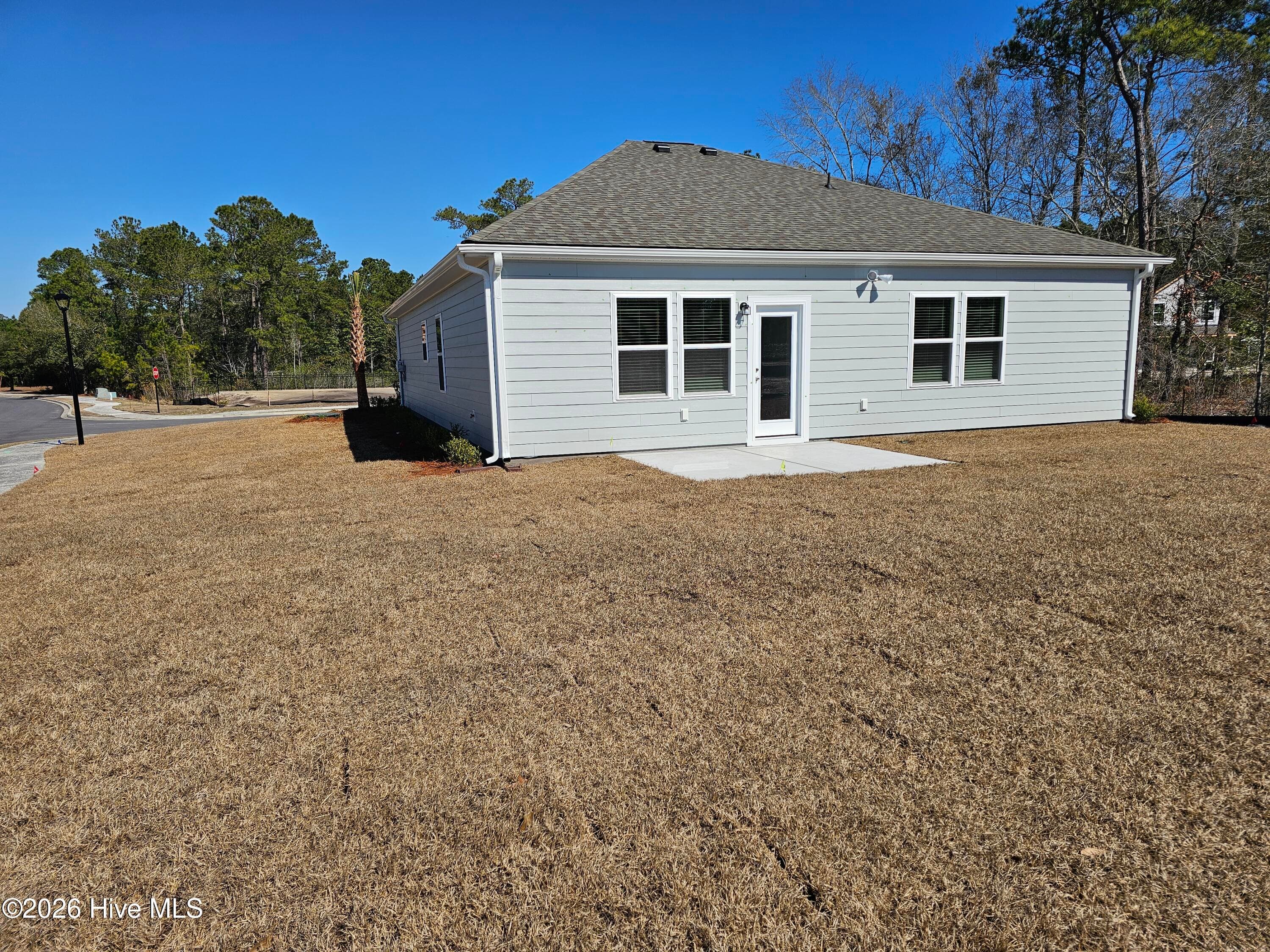 Single Family Residence at 531 Glitter Bay Loop, Shallotte, NC 28470, photo 82 of 115