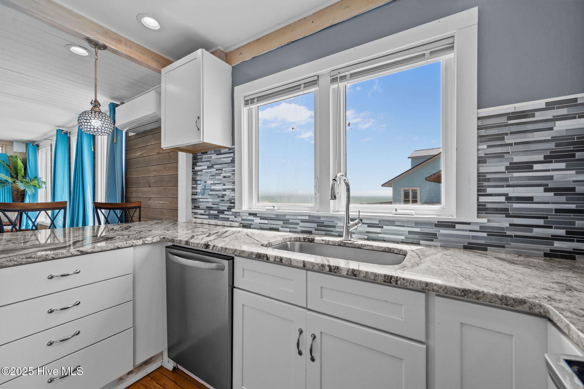 Fractional at 2376 New River Inlet Road, North Topsail Beach, NC 28460, photo 3 of 4