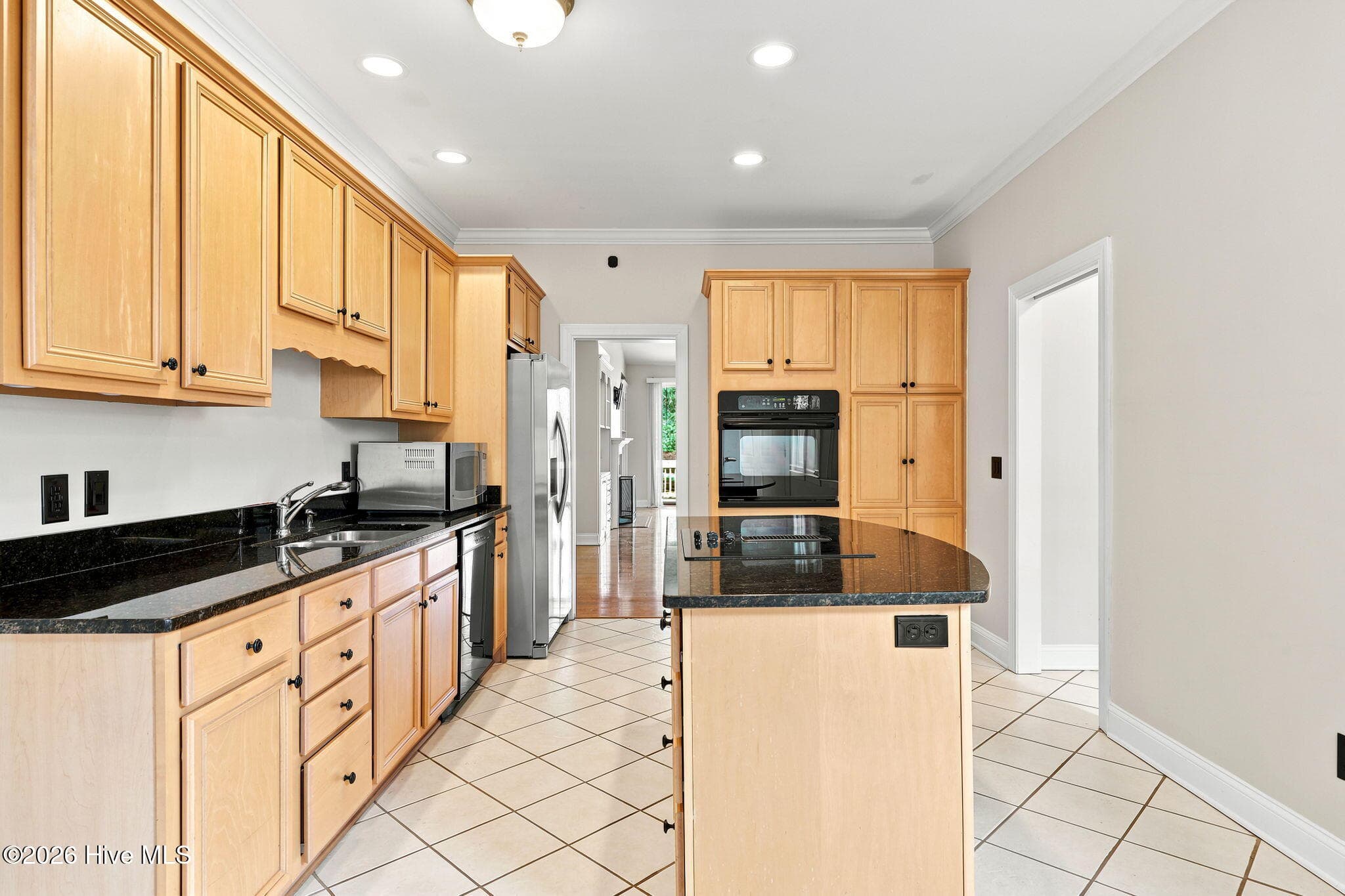 Townhouse at 140 Lighthorse Circle, Aberdeen, NC 28315, photo 17 of 50